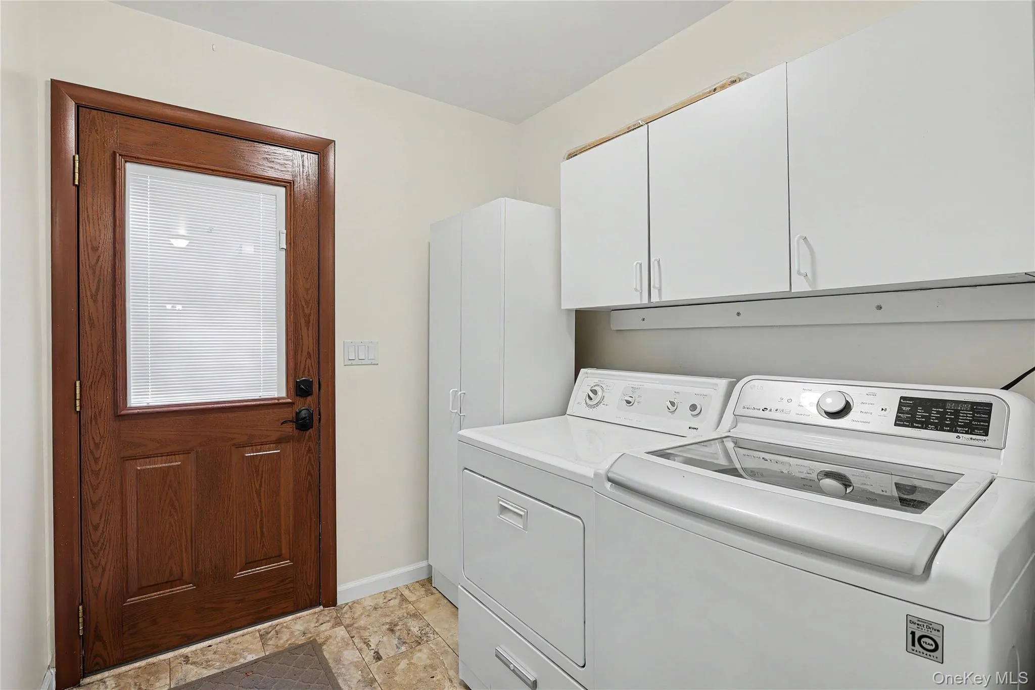 15 Haller Crescent, Ramapo, NY, 4 Bedrooms Bedrooms, 10 Rooms Rooms,2 BathroomsBathrooms,Residential,For Rent,Haller,0,1060837 15 Haller Crescent, Ramapo, NY, 4 Bedrooms Bedrooms, 10 Rooms Rooms,2 BathroomsBathrooms,Residential,For Rent,Haller,0,1060837