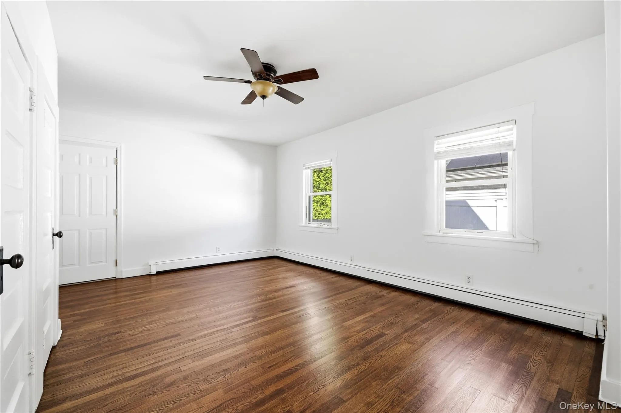 99 Wall Street, Huntington, NY, 3 Bedroom Bedrooms, 7 Room Rooms,2 BathroomBathrooms,Residential Lease,For Rent,Wall,0,1060842 99 Wall Street, Huntington, NY, 3 Bedroom Bedrooms, 7 Room Rooms,2 BathroomBathrooms,Residential Lease,For Rent,Wall,0,1060842