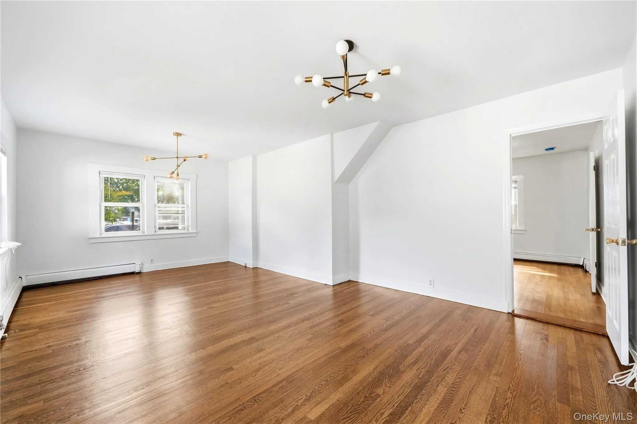 99 Wall Street, Huntington, NY, 3 Bedroom Bedrooms, 7 Room Rooms,2 BathroomBathrooms,Residential Lease,For Rent,Wall,0,1060842 99 Wall Street, Huntington, NY, 3 Bedroom Bedrooms, 7 Room Rooms,2 BathroomBathrooms,Residential Lease,For Rent,Wall,0,1060842