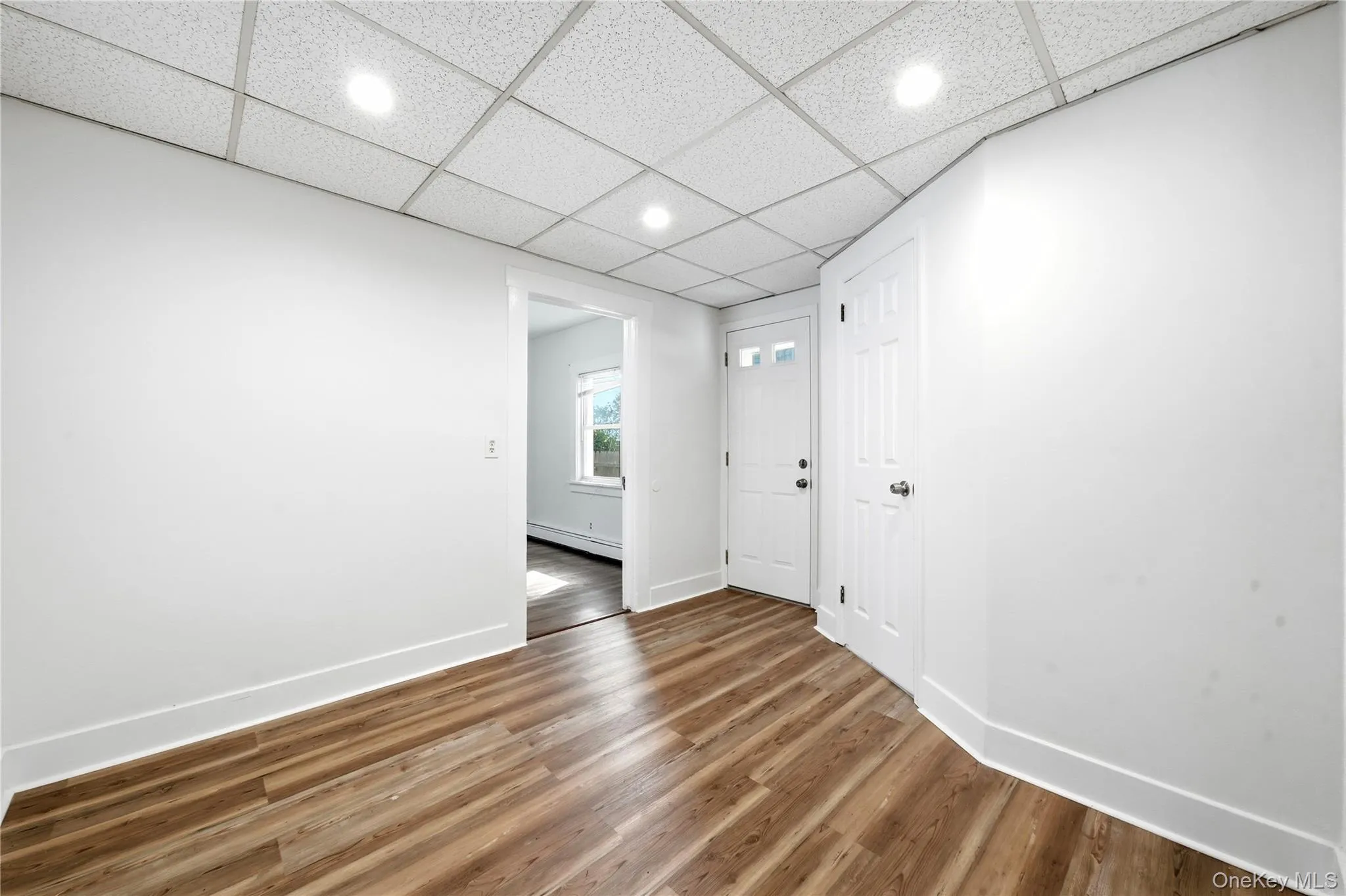 99 Wall Street, Huntington, NY, 3 Bedroom Bedrooms, 7 Room Rooms,2 BathroomBathrooms,Residential Lease,For Rent,Wall,0,1060842 99 Wall Street, Huntington, NY, 3 Bedroom Bedrooms, 7 Room Rooms,2 BathroomBathrooms,Residential Lease,For Rent,Wall,0,1060842
