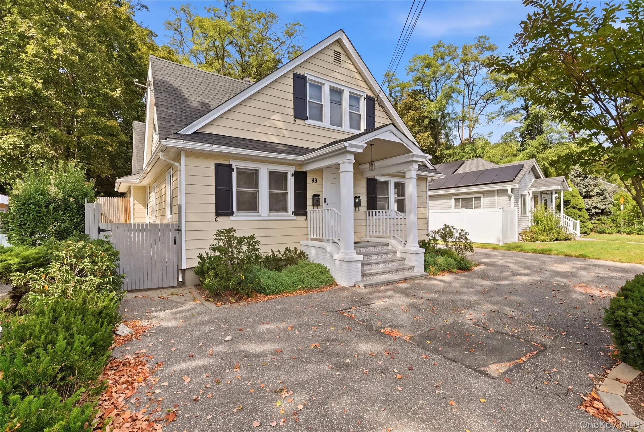 99 Wall Street, Huntington, NY, 3 Bedroom Bedrooms, 7 Room Rooms,2 BathroomBathrooms,Residential Lease,For Rent,Wall,0,1060842 99 Wall Street, Huntington, NY, 3 Bedroom Bedrooms, 7 Room Rooms,2 BathroomBathrooms,Residential Lease,For Rent,Wall,0,1060842