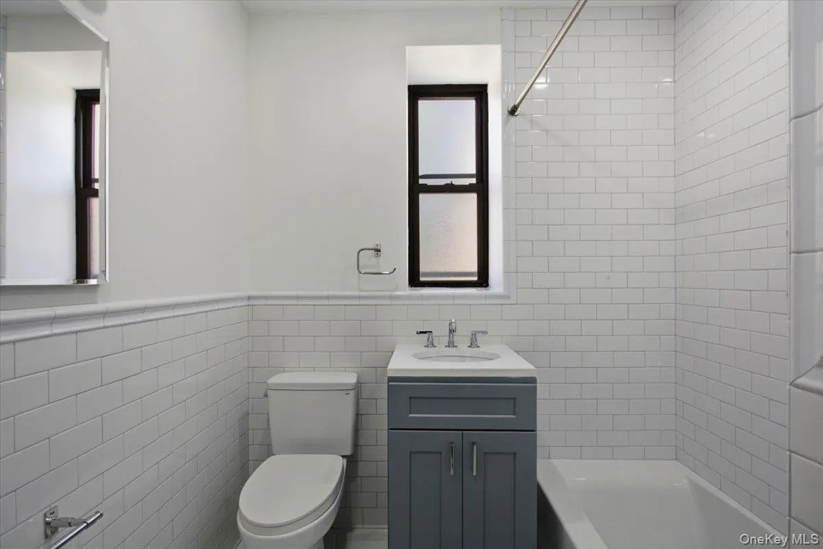 27 Central Avenue, Greenburgh, NY, 2 Bedrooms Bedrooms, 4 Rooms Rooms,1 BathroomBathrooms,Residential,For Rent,Central,0,1060843 27 Central Avenue, Greenburgh, NY, 2 Bedrooms Bedrooms, 4 Rooms Rooms,1 BathroomBathrooms,Residential,For Rent,Central,0,1060843