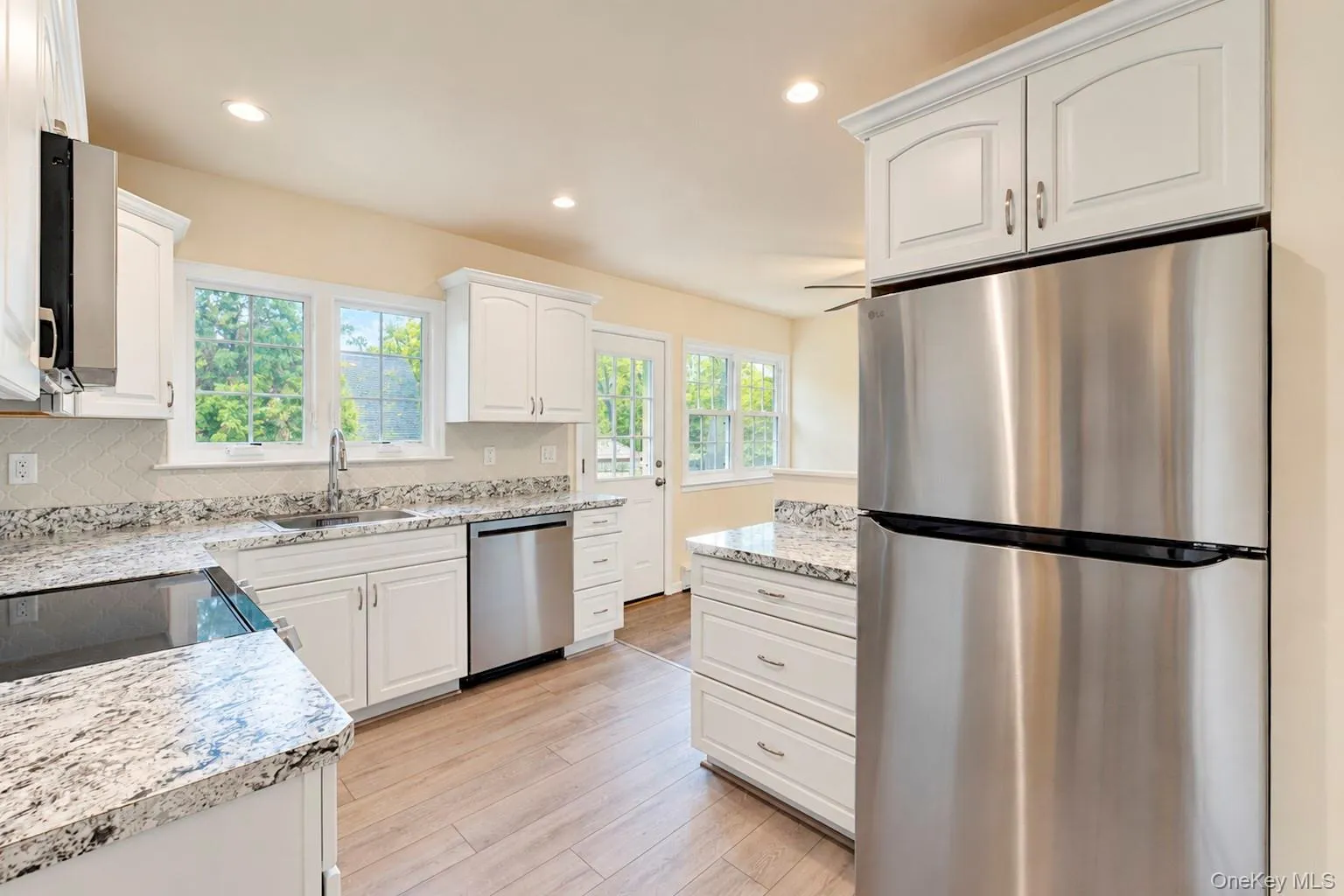 124 Officials Avenue, Islip, NY, 5 Bedrooms Bedrooms, 8 Rooms Rooms,1 BathroomBathrooms,Residential,For Rent,Officials,0,1060854 124 Officials Avenue, Islip, NY, 5 Bedrooms Bedrooms, 8 Rooms Rooms,1 BathroomBathrooms,Residential,For Rent,Officials,0,1060854