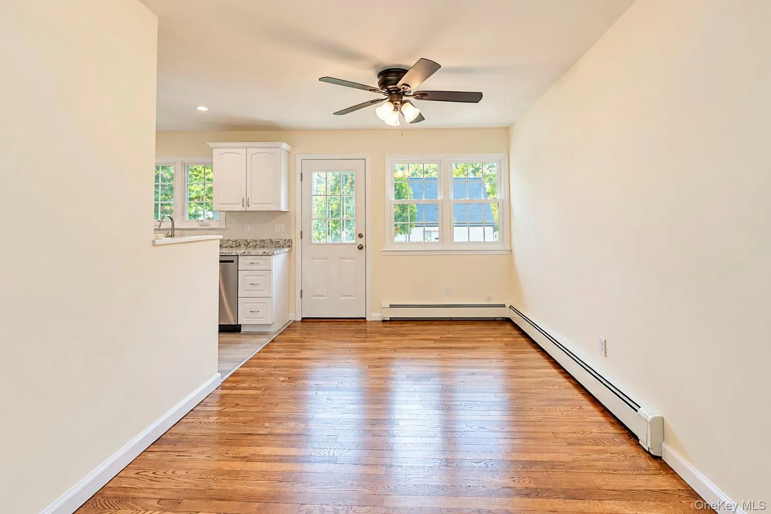 124 Officials Avenue, Islip, NY, 5 Bedrooms Bedrooms, 8 Rooms Rooms,1 BathroomBathrooms,Residential,For Rent,Officials,0,1060854 124 Officials Avenue, Islip, NY, 5 Bedrooms Bedrooms, 8 Rooms Rooms,1 BathroomBathrooms,Residential,For Rent,Officials,0,1060854
