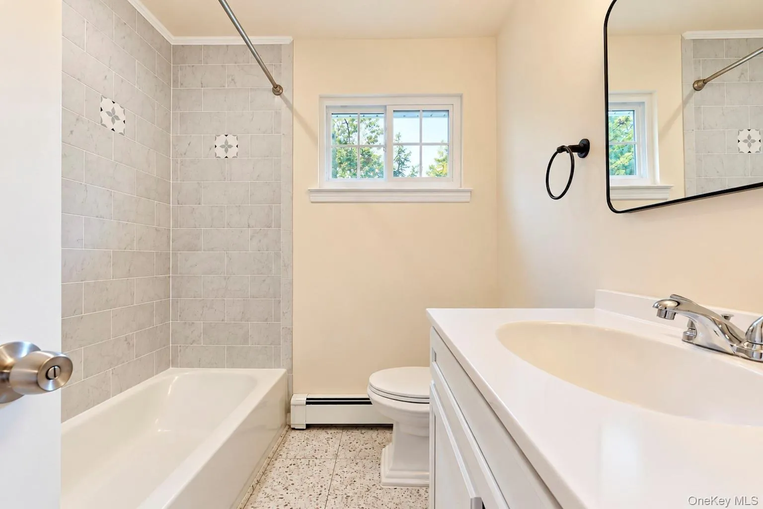 124 Officials Avenue, Islip, NY, 5 Bedrooms Bedrooms, 8 Rooms Rooms,1 BathroomBathrooms,Residential,For Rent,Officials,0,1060854 124 Officials Avenue, Islip, NY, 5 Bedrooms Bedrooms, 8 Rooms Rooms,1 BathroomBathrooms,Residential,For Rent,Officials,0,1060854