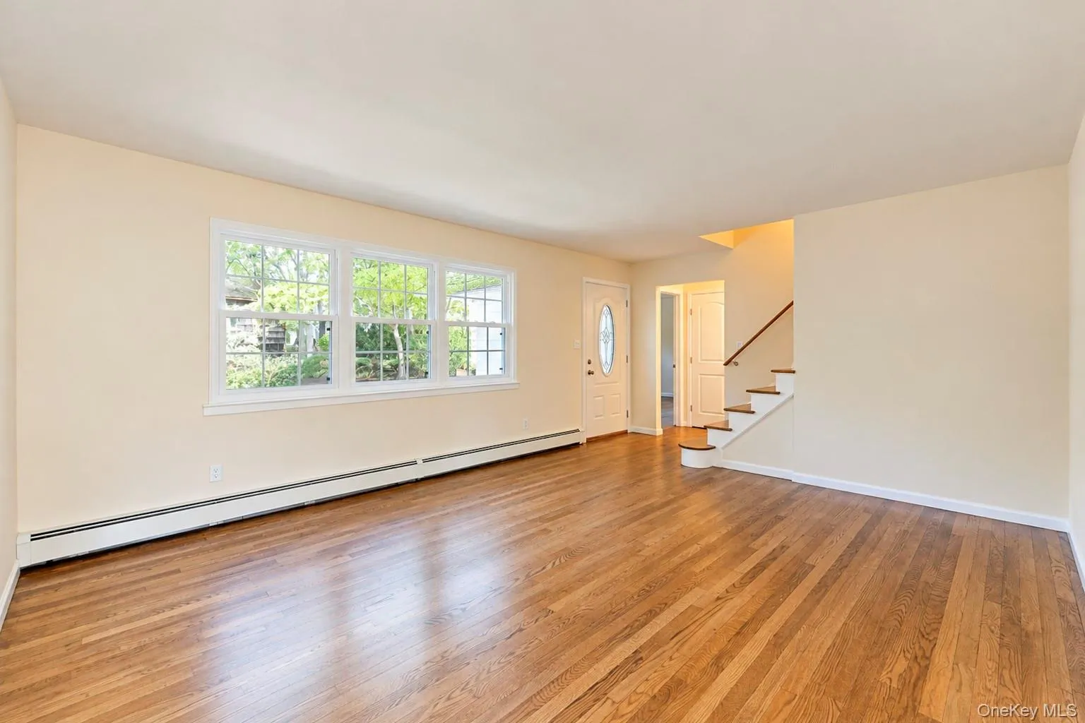 124 Officials Avenue, Islip, NY, 5 Bedrooms Bedrooms, 8 Rooms Rooms,1 BathroomBathrooms,Residential,For Rent,Officials,0,1060854 124 Officials Avenue, Islip, NY, 5 Bedrooms Bedrooms, 8 Rooms Rooms,1 BathroomBathrooms,Residential,For Rent,Officials,0,1060854