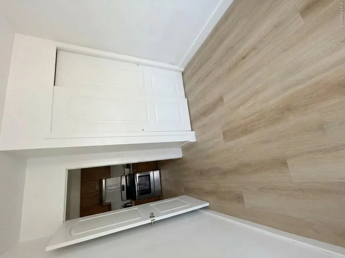 5226 73, New York, NY, 3 Bedroom Bedrooms, 5 Room Rooms,1 BathroomBathrooms,Residential Lease,For Rent,73,0,1060858 5226 73, New York, NY, 3 Bedroom Bedrooms, 5 Room Rooms,1 BathroomBathrooms,Residential Lease,For Rent,73,0,1060858