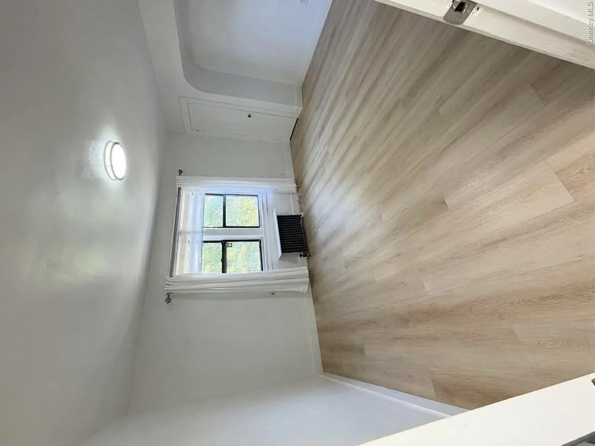 5226 73, New York, NY, 3 Bedroom Bedrooms, 5 Room Rooms,1 BathroomBathrooms,Residential Lease,For Rent,73,0,1060858 5226 73, New York, NY, 3 Bedroom Bedrooms, 5 Room Rooms,1 BathroomBathrooms,Residential Lease,For Rent,73,0,1060858