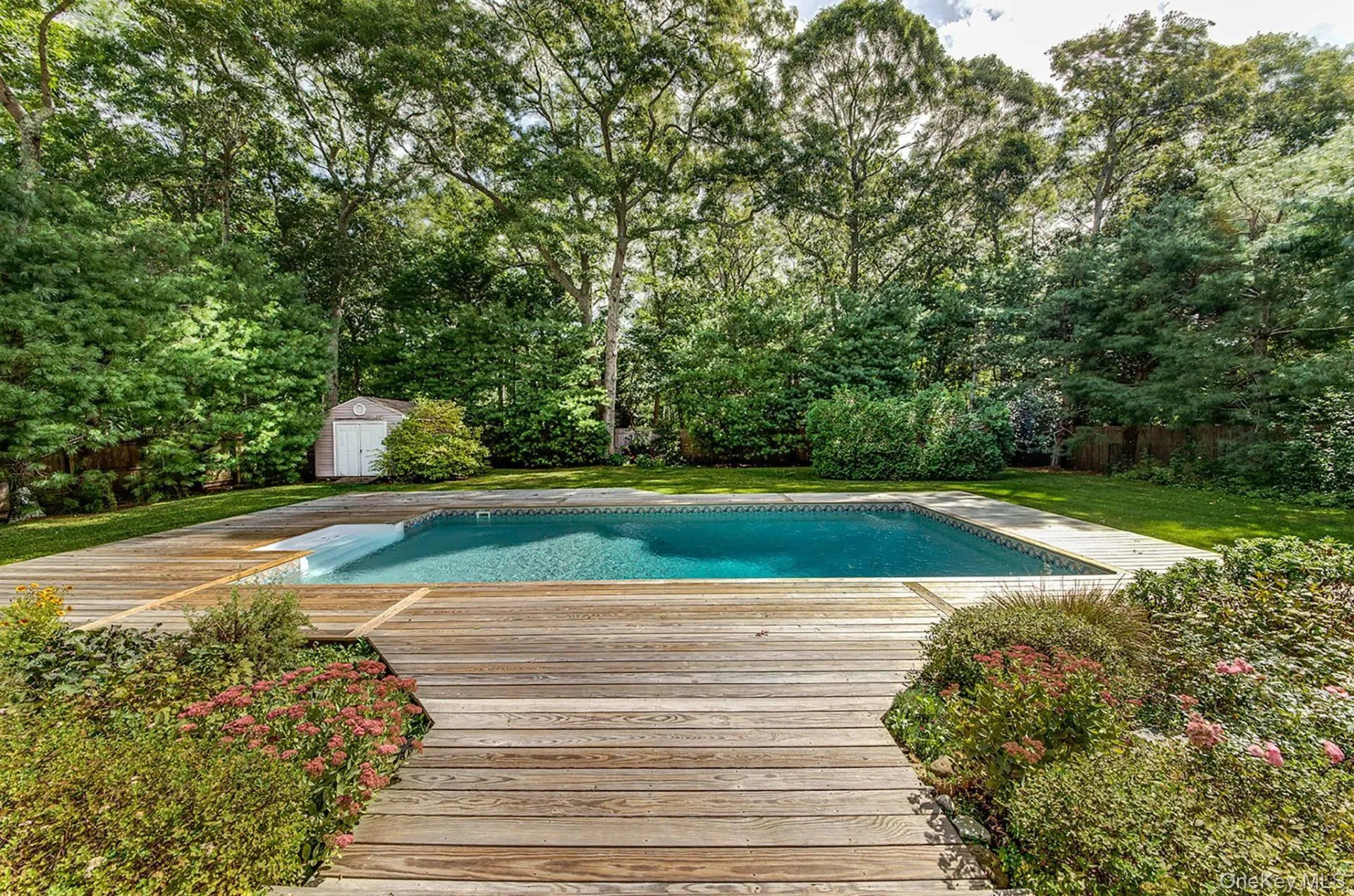 235 Norfolk Drive, East Hampton, NY, 4 Bedrooms Bedrooms, 7 Rooms Rooms,3 BathroomsBathrooms,Residential,For Rent,Norfolk,0,1060863 235 Norfolk Drive, East Hampton, NY, 4 Bedrooms Bedrooms, 7 Rooms Rooms,3 BathroomsBathrooms,Residential,For Rent,Norfolk,0,1060863