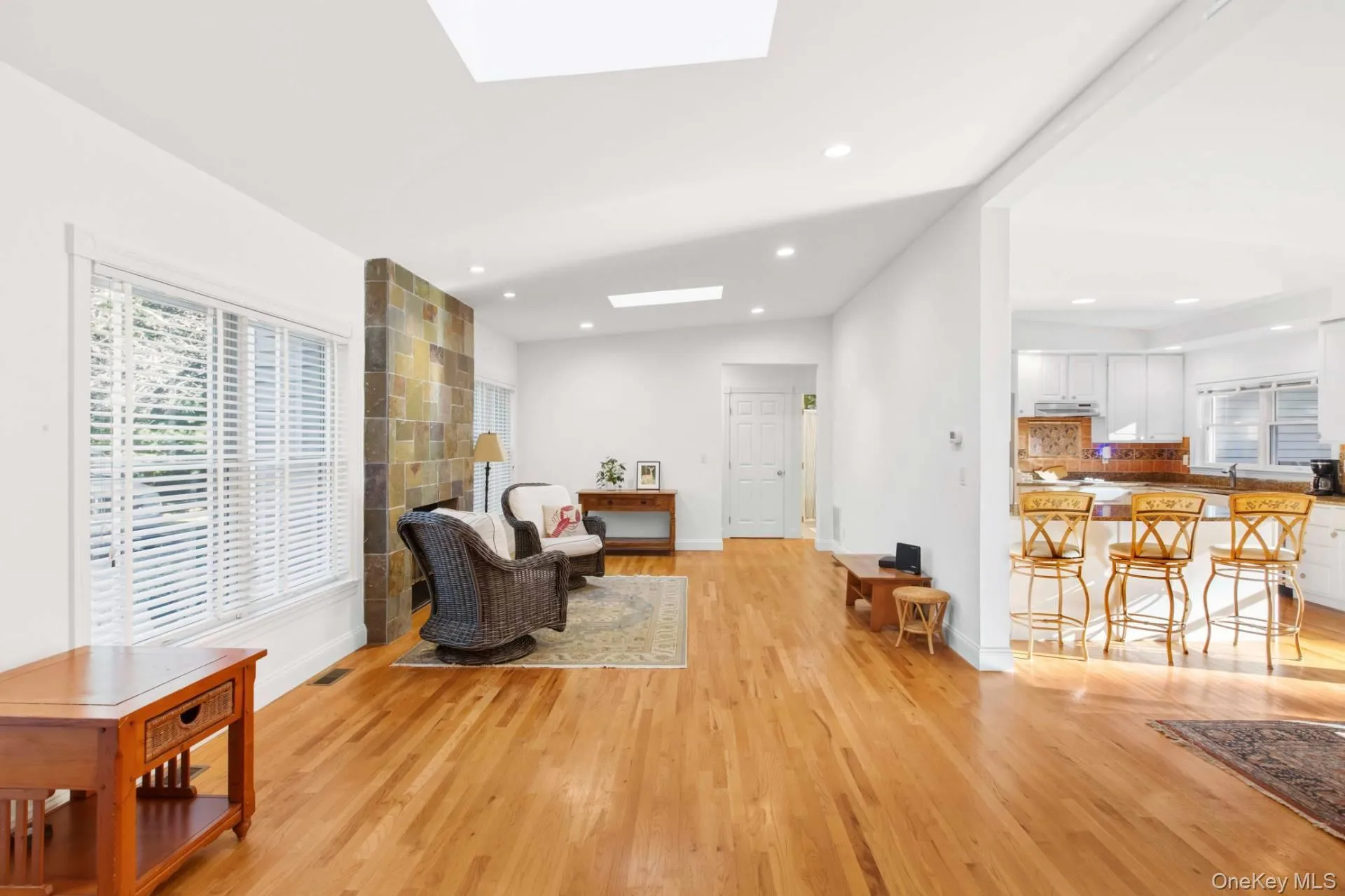235 Norfolk Drive, East Hampton, NY, 4 Bedrooms Bedrooms, 7 Rooms Rooms,3 BathroomsBathrooms,Residential,For Rent,Norfolk,0,1060863 235 Norfolk Drive, East Hampton, NY, 4 Bedrooms Bedrooms, 7 Rooms Rooms,3 BathroomsBathrooms,Residential,For Rent,Norfolk,0,1060863
