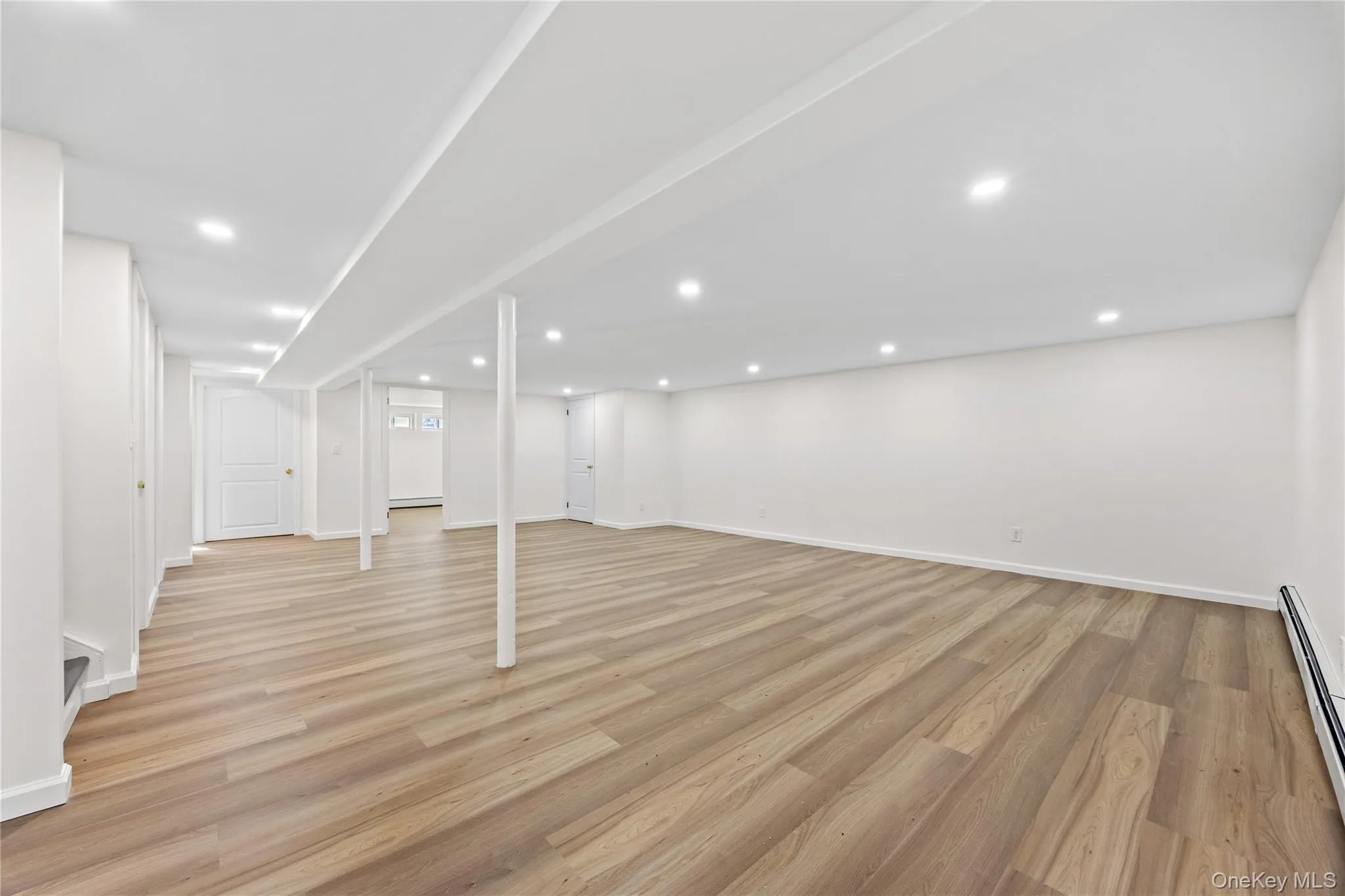 39 Deer Path Lane, Oyster Bay, NY, 3 Bedrooms Bedrooms, 6 Rooms Rooms,3 BathroomsBathrooms,Residential Lease,For Rent,Deer Path,0,1060870 39 Deer Path Lane, Oyster Bay, NY, 3 Bedrooms Bedrooms, 6 Rooms Rooms,3 BathroomsBathrooms,Residential Lease,For Rent,Deer Path,0,1060870