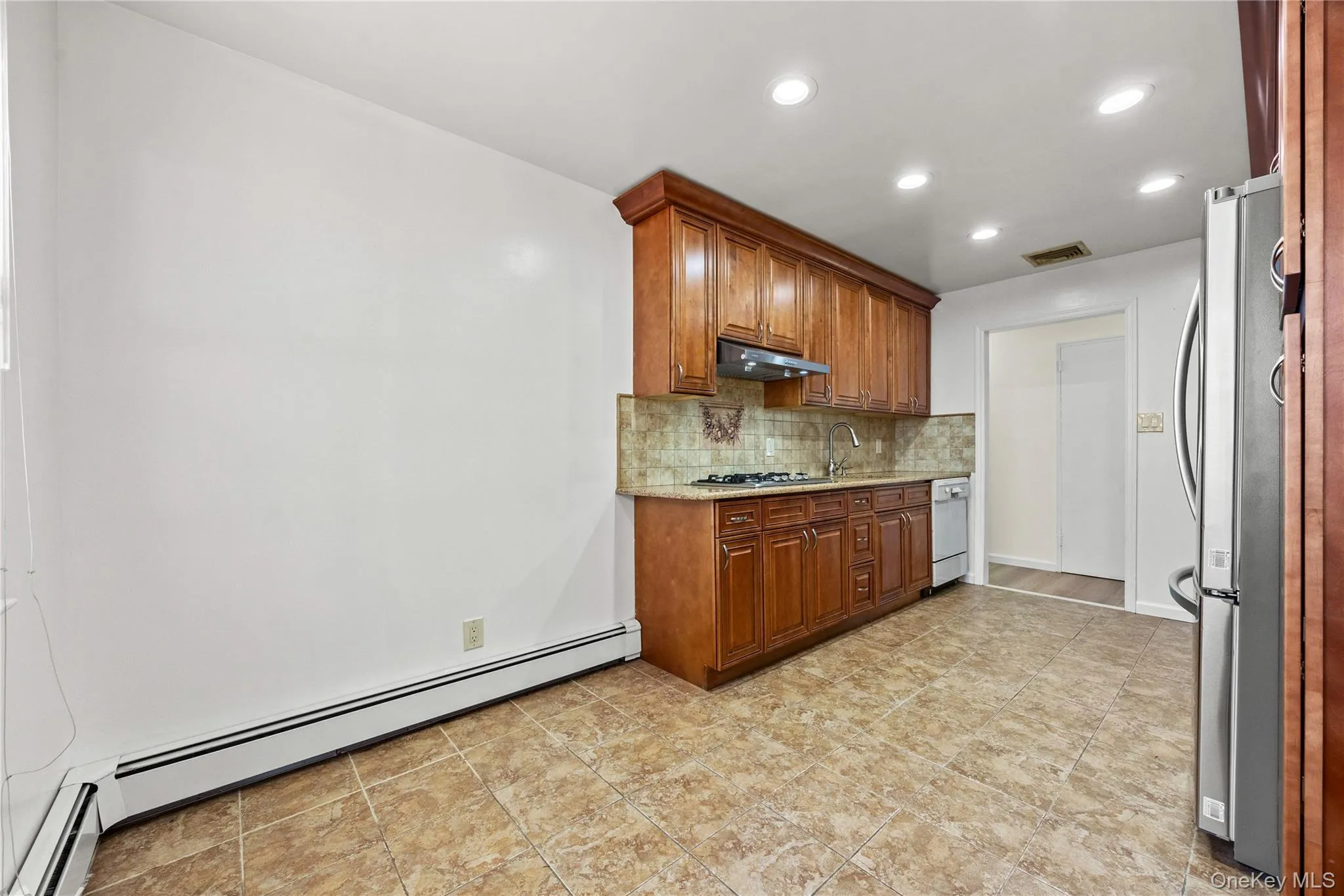 39 Deer Path Lane, Oyster Bay, NY, 3 Bedrooms Bedrooms, 6 Rooms Rooms,3 BathroomsBathrooms,Residential Lease,For Rent,Deer Path,0,1060870 39 Deer Path Lane, Oyster Bay, NY, 3 Bedrooms Bedrooms, 6 Rooms Rooms,3 BathroomsBathrooms,Residential Lease,For Rent,Deer Path,0,1060870