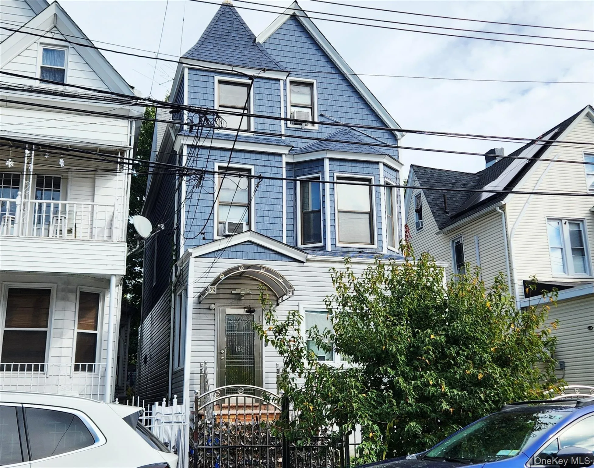 1522 Lurting Avenue, New York, NY, 6 Bedrooms Bedrooms, 10 Rooms Rooms,2 BathroomsBathrooms,Residential,For Rent,Lurting,0,1060872 1522 Lurting Avenue, New York, NY, 6 Bedrooms Bedrooms, 10 Rooms Rooms,2 BathroomsBathrooms,Residential,For Rent,Lurting,0,1060872