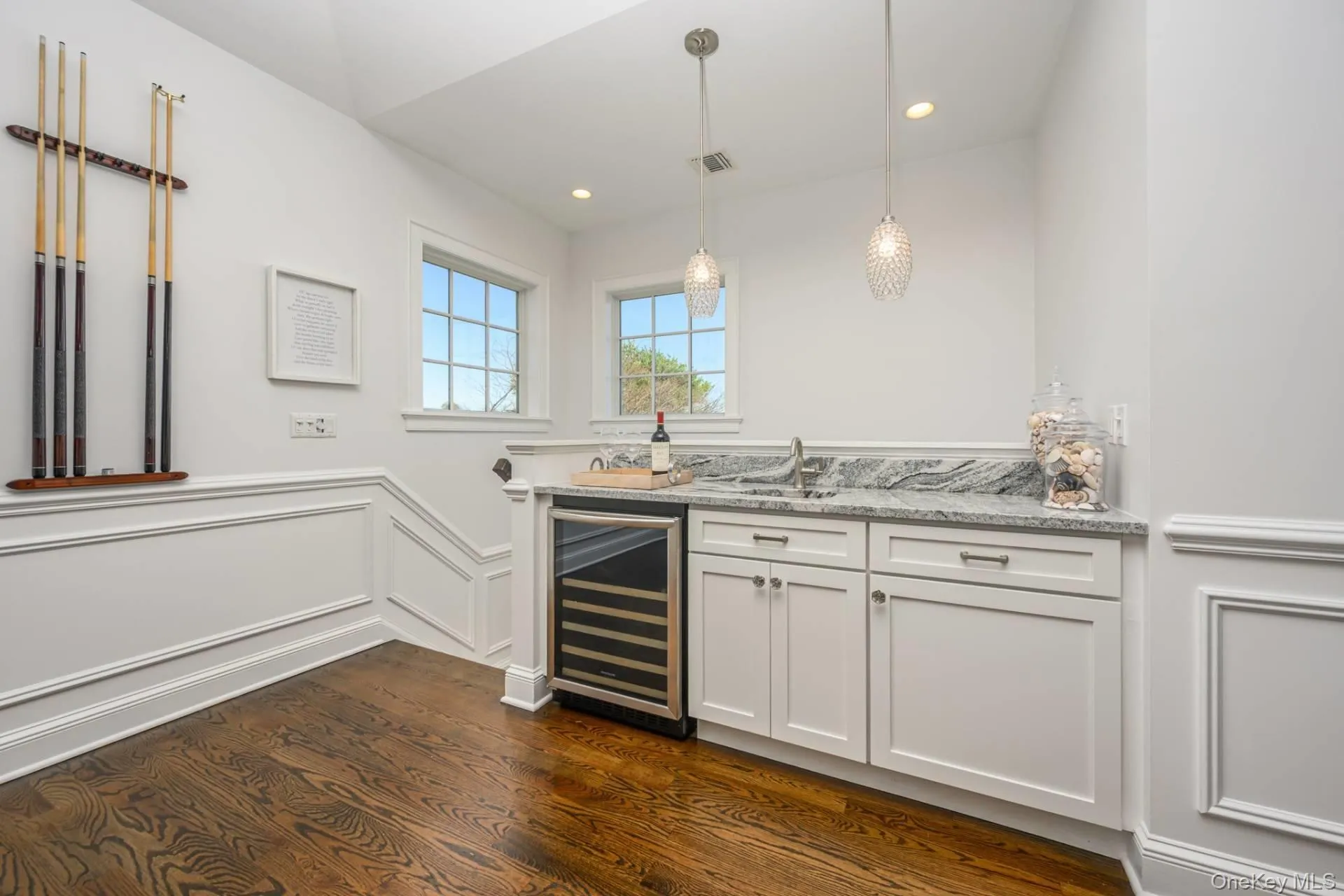 9 Millfarm Lane, Southampton, NY, 4 Bedrooms Bedrooms, 9 Rooms Rooms,5 BathroomsBathrooms,Residential,For Rent,Millfarm,0,1060873 9 Millfarm Lane, Southampton, NY, 4 Bedrooms Bedrooms, 9 Rooms Rooms,5 BathroomsBathrooms,Residential,For Rent,Millfarm,0,1060873
