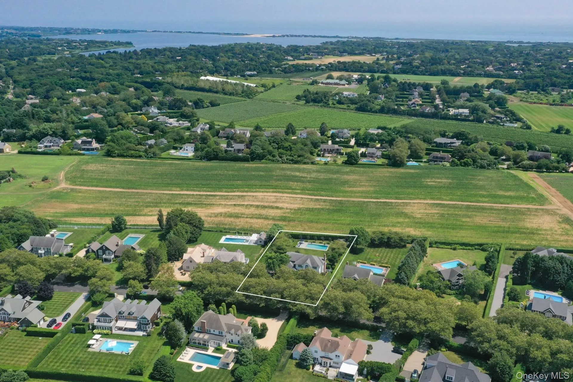 9 Millfarm Lane, Southampton, NY, 4 Bedrooms Bedrooms, 9 Rooms Rooms,5 BathroomsBathrooms,Residential,For Rent,Millfarm,0,1060873 9 Millfarm Lane, Southampton, NY, 4 Bedrooms Bedrooms, 9 Rooms Rooms,5 BathroomsBathrooms,Residential,For Rent,Millfarm,0,1060873
