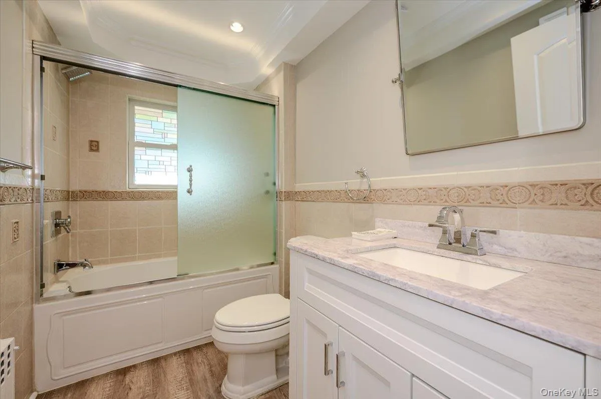 146 Saint Marks Place, Oyster Bay, NY, 3 Bedroom Bedrooms, 7 Room Rooms,1 BathroomBathrooms,Residential Lease,For Rent,Saint Marks,0,1060876 146 Saint Marks Place, Oyster Bay, NY, 3 Bedroom Bedrooms, 7 Room Rooms,1 BathroomBathrooms,Residential Lease,For Rent,Saint Marks,0,1060876
