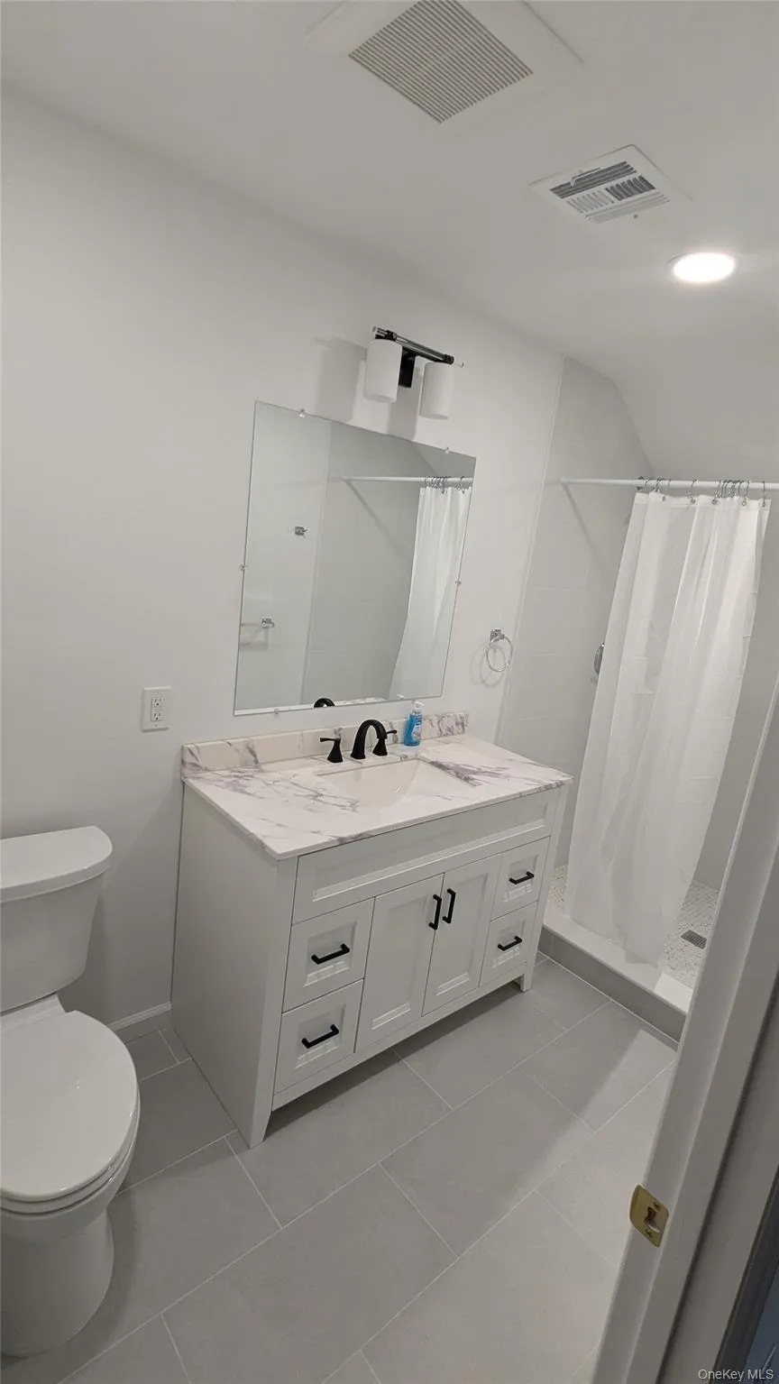 7 Lisa Drive, Tuxedo, NY, 2 Bedroom Bedrooms, 6 Room Rooms,2 BathroomBathrooms,Residential Lease,For Rent,Lisa,0,1060881 7 Lisa Drive, Tuxedo, NY, 2 Bedroom Bedrooms, 6 Room Rooms,2 BathroomBathrooms,Residential Lease,For Rent,Lisa,0,1060881