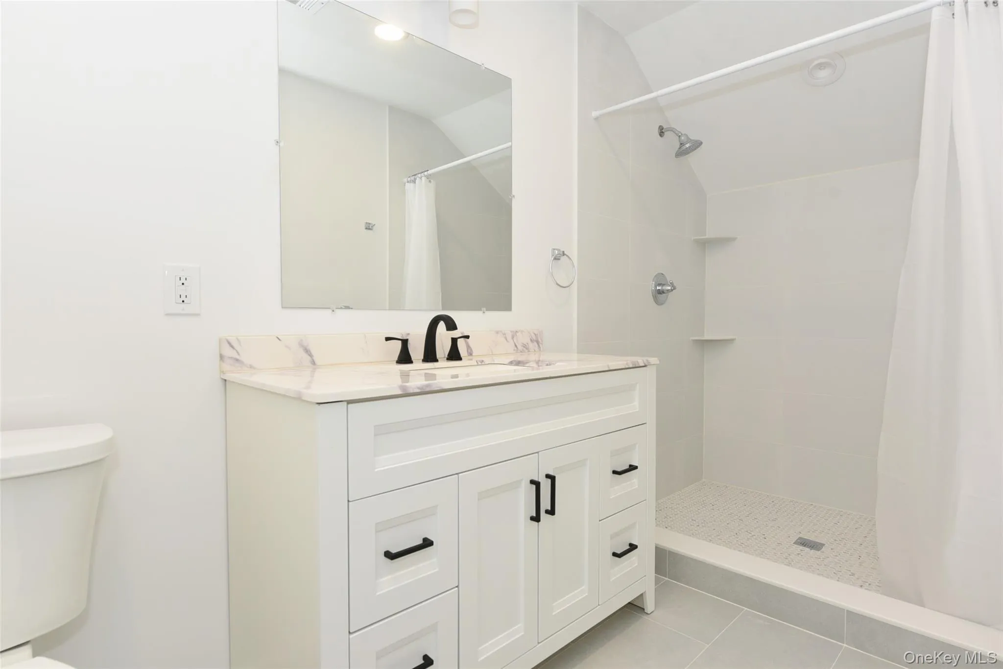 Bathroom 1 Bathroom 1