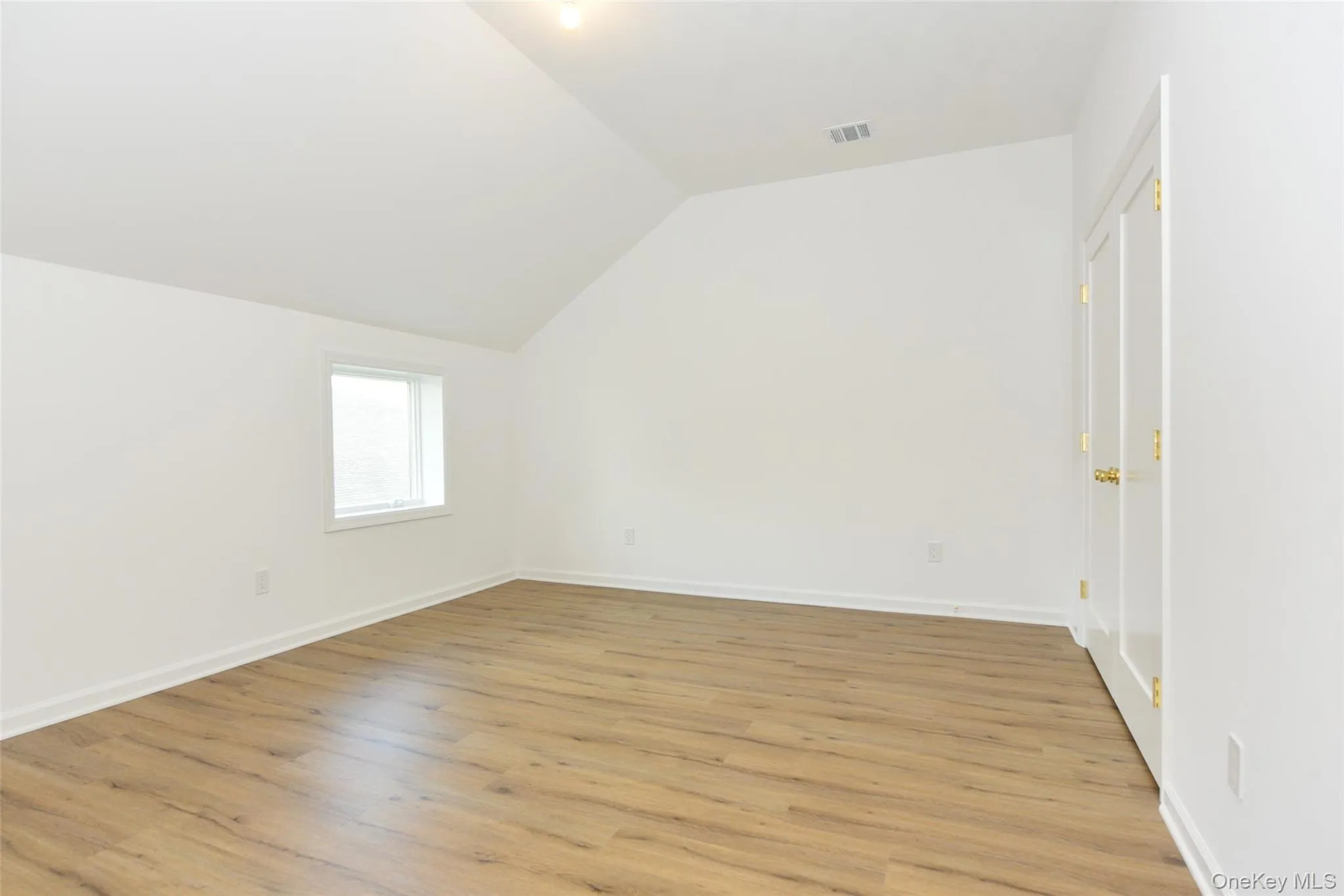 7 Lisa Drive, Tuxedo, NY, 2 Bedroom Bedrooms, 6 Room Rooms,2 BathroomBathrooms,Residential Lease,For Rent,Lisa,0,1060881 7 Lisa Drive, Tuxedo, NY, 2 Bedroom Bedrooms, 6 Room Rooms,2 BathroomBathrooms,Residential Lease,For Rent,Lisa,0,1060881