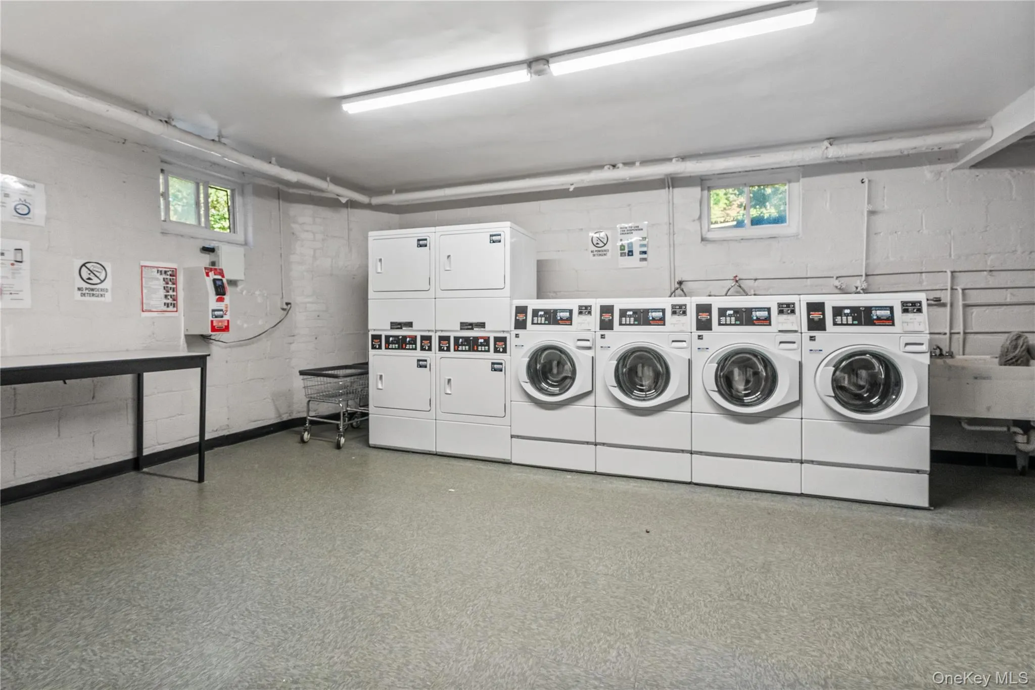 2299 Palmer Avenue, New Rochelle, NY, 1 Bedroom Bedrooms, 3 Rooms Rooms,1 BathroomBathrooms,Residential,For Rent,Palmer,0,1060882 2299 Palmer Avenue, New Rochelle, NY, 1 Bedroom Bedrooms, 3 Rooms Rooms,1 BathroomBathrooms,Residential,For Rent,Palmer,0,1060882