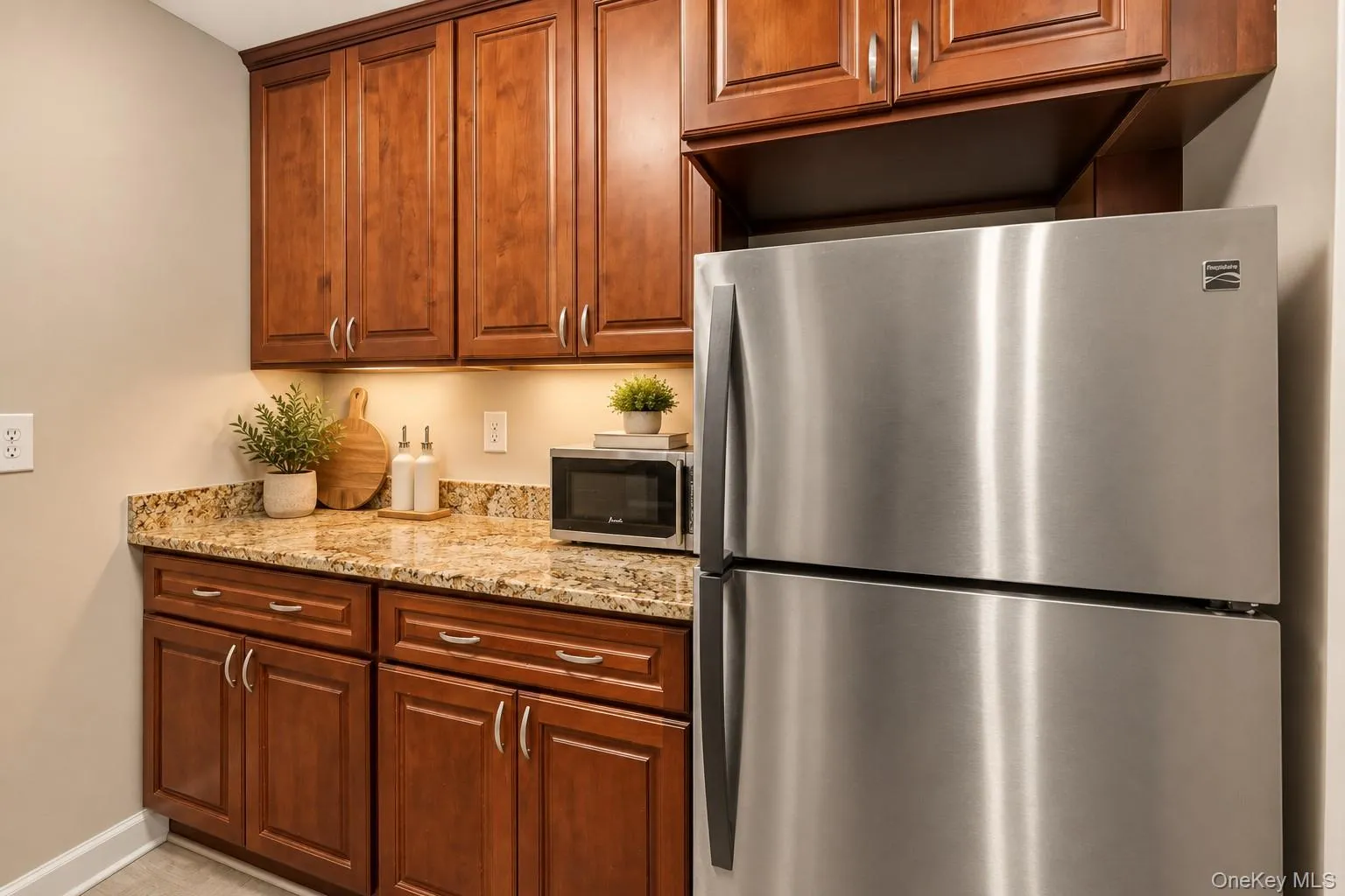 2299 Palmer Avenue, New Rochelle, NY, 1 Bedroom Bedrooms, 3 Rooms Rooms,1 BathroomBathrooms,Residential,For Rent,Palmer,0,1060882 2299 Palmer Avenue, New Rochelle, NY, 1 Bedroom Bedrooms, 3 Rooms Rooms,1 BathroomBathrooms,Residential,For Rent,Palmer,0,1060882