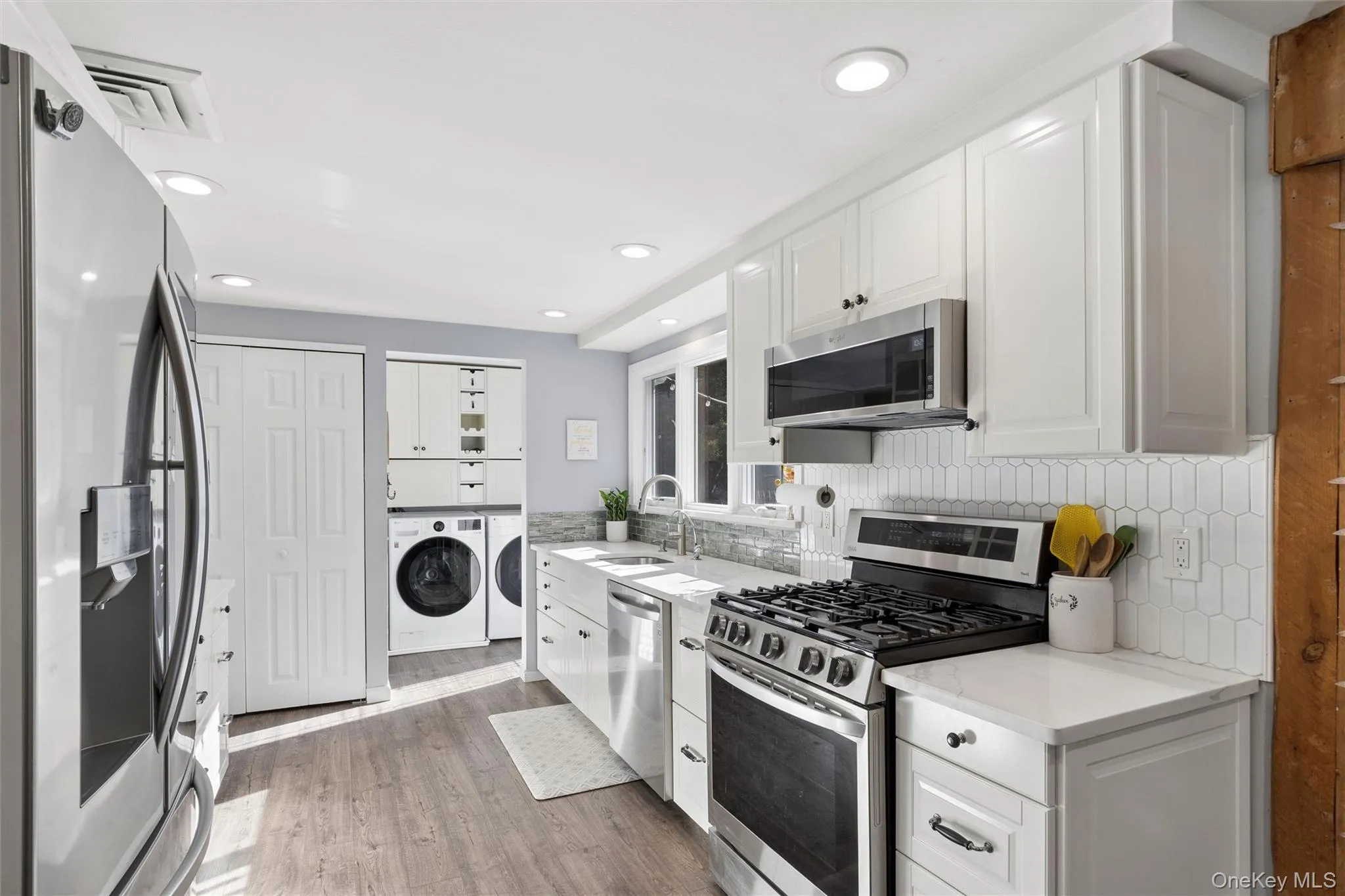 8 Tree Hollow Lane, Huntington, NY, 4 Bedrooms Bedrooms, 10 Rooms Rooms,2 BathroomsBathrooms,Residential,For Rent,Tree Hollow,0,1060888 8 Tree Hollow Lane, Huntington, NY, 4 Bedrooms Bedrooms, 10 Rooms Rooms,2 BathroomsBathrooms,Residential,For Rent,Tree Hollow,0,1060888