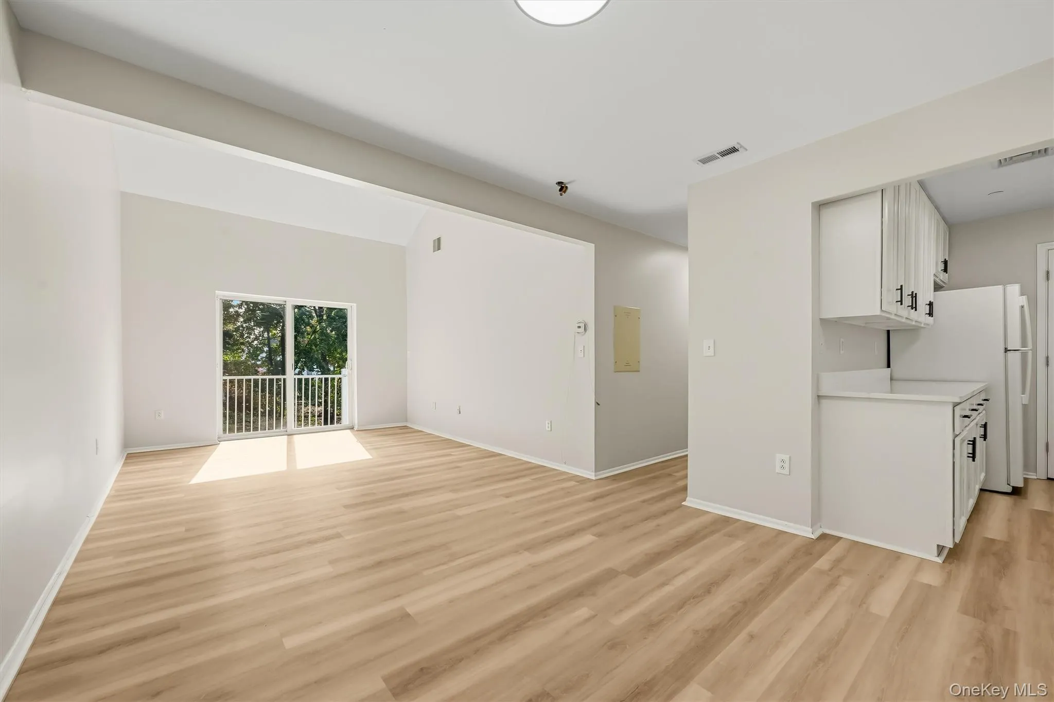 10-12 Chestnut Street, Ramapo, NY, 2 Bedroom Bedrooms, 9 Room Rooms,2 BathroomBathrooms,Residential Lease,For Rent,Chestnut,0,1060891 10-12 Chestnut Street, Ramapo, NY, 2 Bedroom Bedrooms, 9 Room Rooms,2 BathroomBathrooms,Residential Lease,For Rent,Chestnut,0,1060891