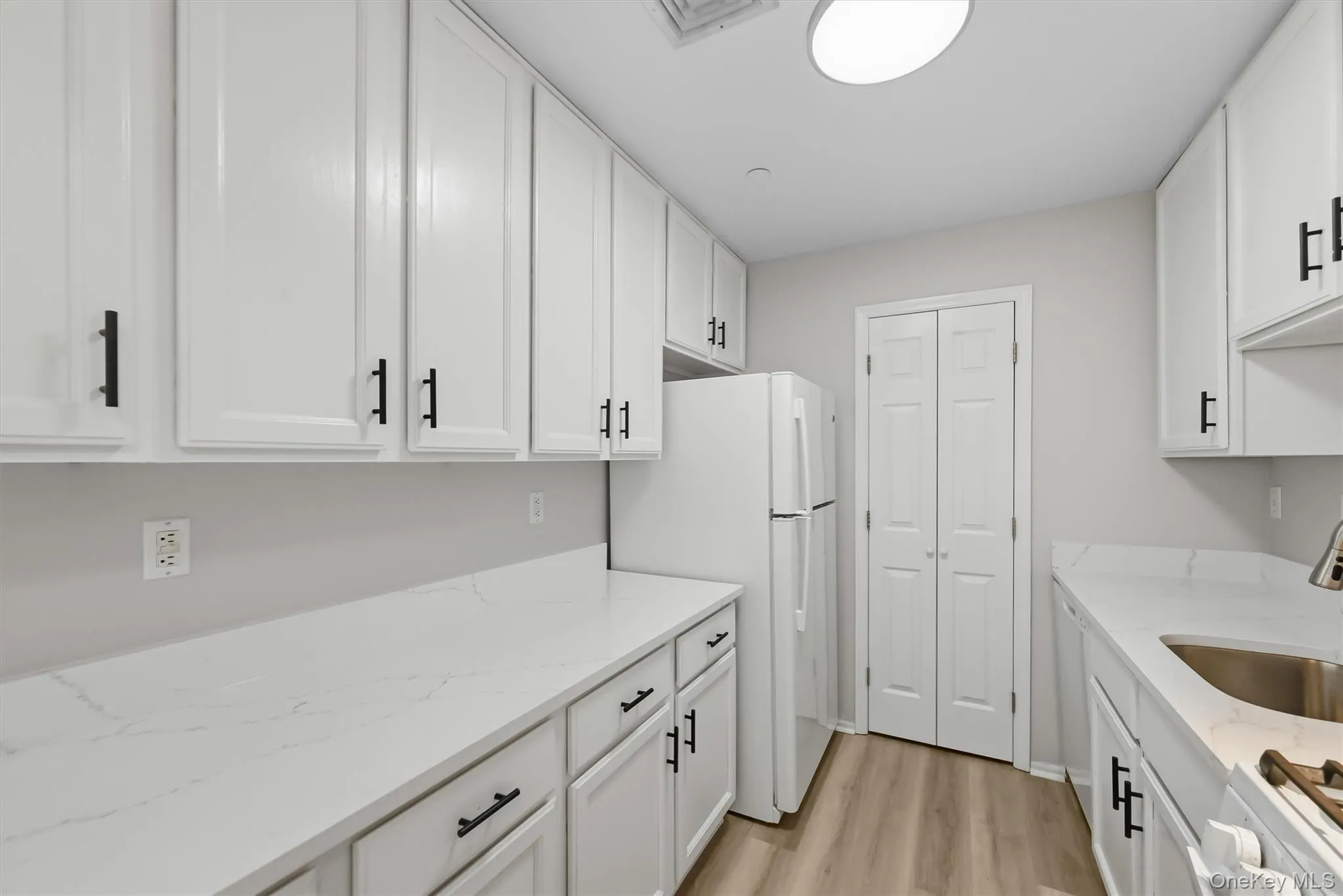 10-12 Chestnut Street, Ramapo, NY, 2 Bedroom Bedrooms, 9 Room Rooms,2 BathroomBathrooms,Residential Lease,For Rent,Chestnut,0,1060891 10-12 Chestnut Street, Ramapo, NY, 2 Bedroom Bedrooms, 9 Room Rooms,2 BathroomBathrooms,Residential Lease,For Rent,Chestnut,0,1060891