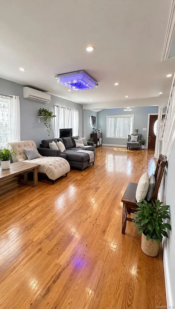 10935 132nd Street, New York, NY, 3 Bedrooms Bedrooms, 11 Rooms Rooms,2 BathroomsBathrooms,Residential,For Rent,132nd,0,1060907 10935 132nd Street, New York, NY, 3 Bedrooms Bedrooms, 11 Rooms Rooms,2 BathroomsBathrooms,Residential,For Rent,132nd,0,1060907