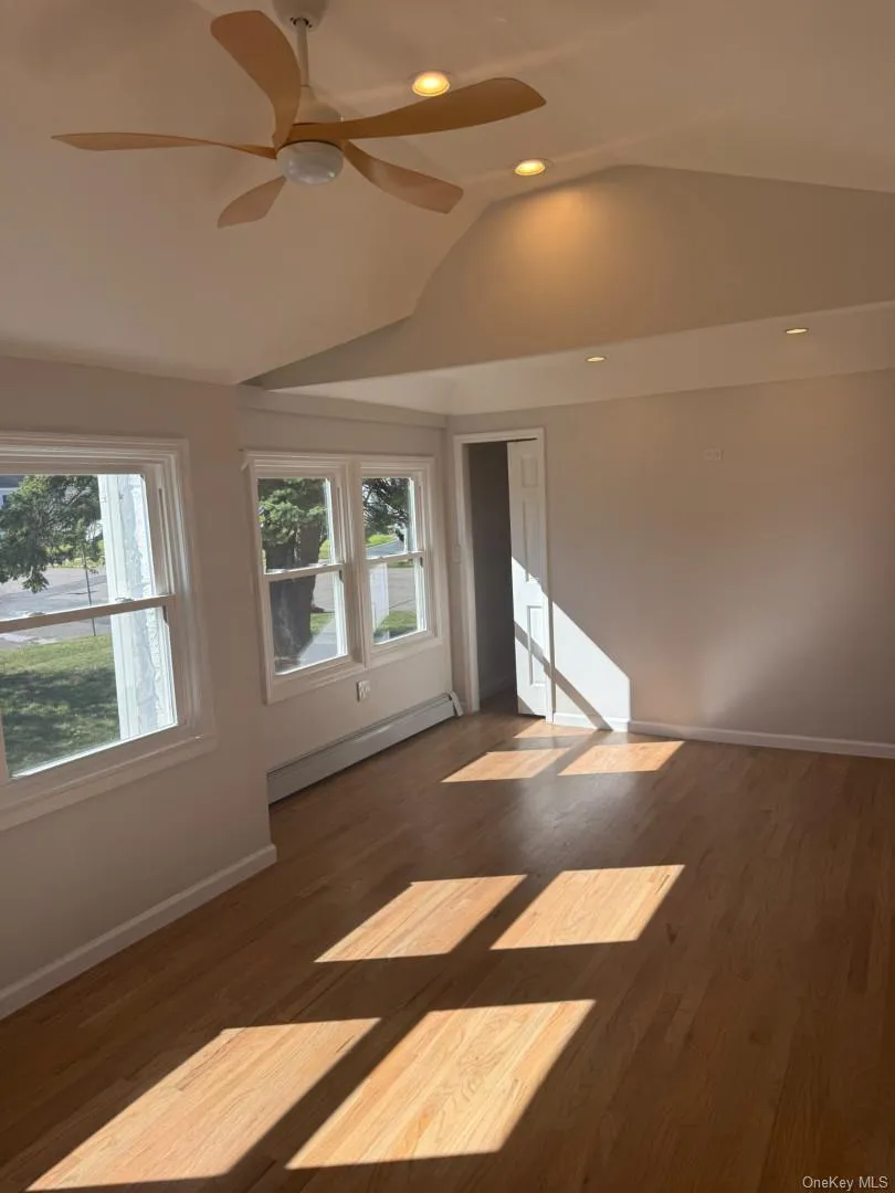 51 Tameling Avenue, Babylon, NY, 5 Bedrooms Bedrooms, 11 Rooms Rooms,2 BathroomsBathrooms,Residential,For Rent,Tameling,0,1060910 51 Tameling Avenue, Babylon, NY, 5 Bedrooms Bedrooms, 11 Rooms Rooms,2 BathroomsBathrooms,Residential,For Rent,Tameling,0,1060910