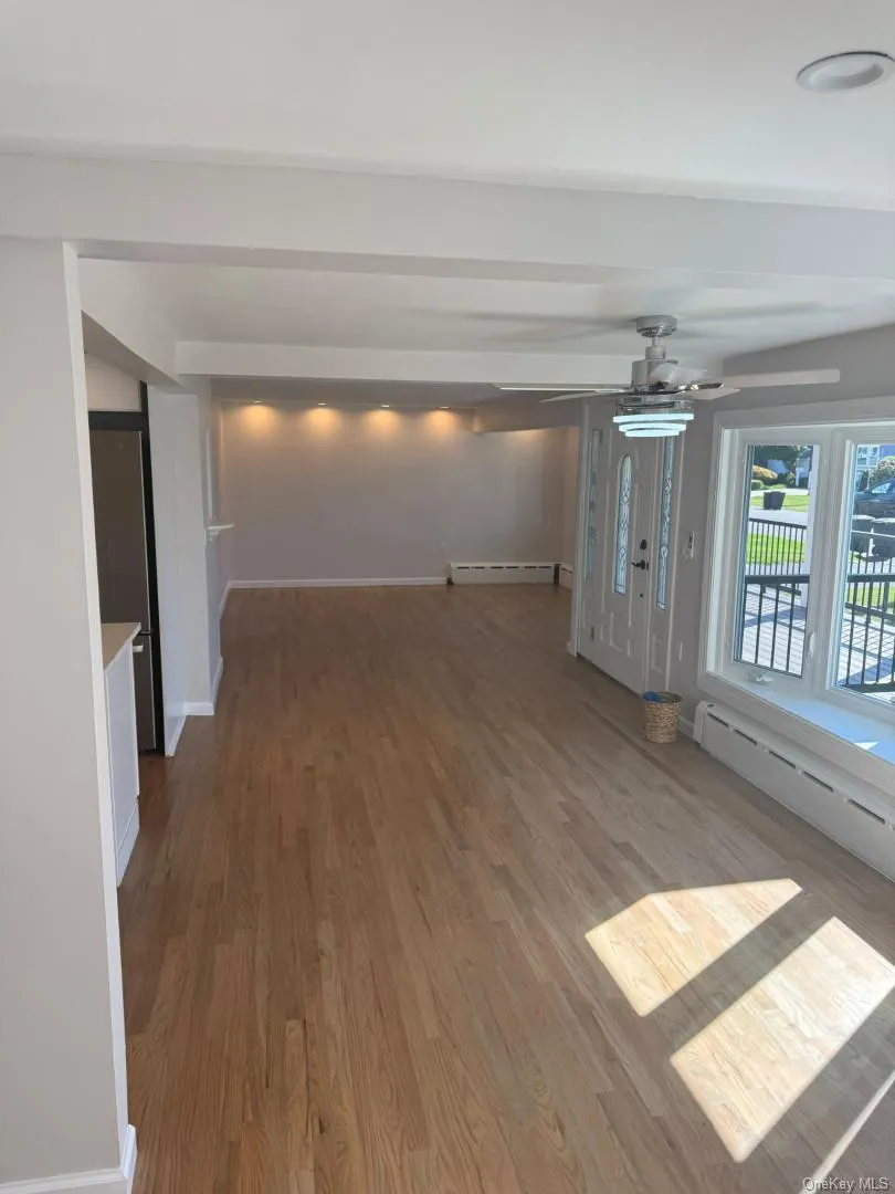 51 Tameling Avenue, Babylon, NY, 5 Bedrooms Bedrooms, 11 Rooms Rooms,2 BathroomsBathrooms,Residential,For Rent,Tameling,0,1060910 51 Tameling Avenue, Babylon, NY, 5 Bedrooms Bedrooms, 11 Rooms Rooms,2 BathroomsBathrooms,Residential,For Rent,Tameling,0,1060910