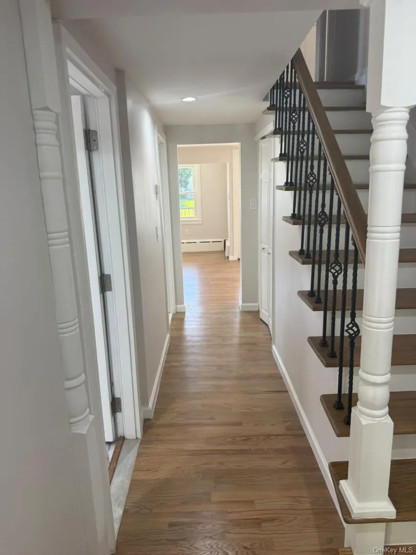 51 Tameling Avenue, Babylon, NY, 5 Bedrooms Bedrooms, 11 Rooms Rooms,2 BathroomsBathrooms,Residential,For Rent,Tameling,0,1060910 51 Tameling Avenue, Babylon, NY, 5 Bedrooms Bedrooms, 11 Rooms Rooms,2 BathroomsBathrooms,Residential,For Rent,Tameling,0,1060910