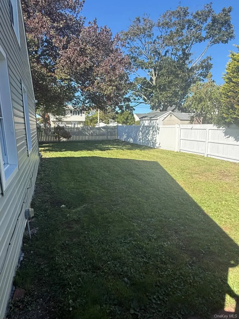 51 Tameling Avenue, Babylon, NY, 5 Bedrooms Bedrooms, 11 Rooms Rooms,2 BathroomsBathrooms,Residential,For Rent,Tameling,0,1060910 51 Tameling Avenue, Babylon, NY, 5 Bedrooms Bedrooms, 11 Rooms Rooms,2 BathroomsBathrooms,Residential,For Rent,Tameling,0,1060910