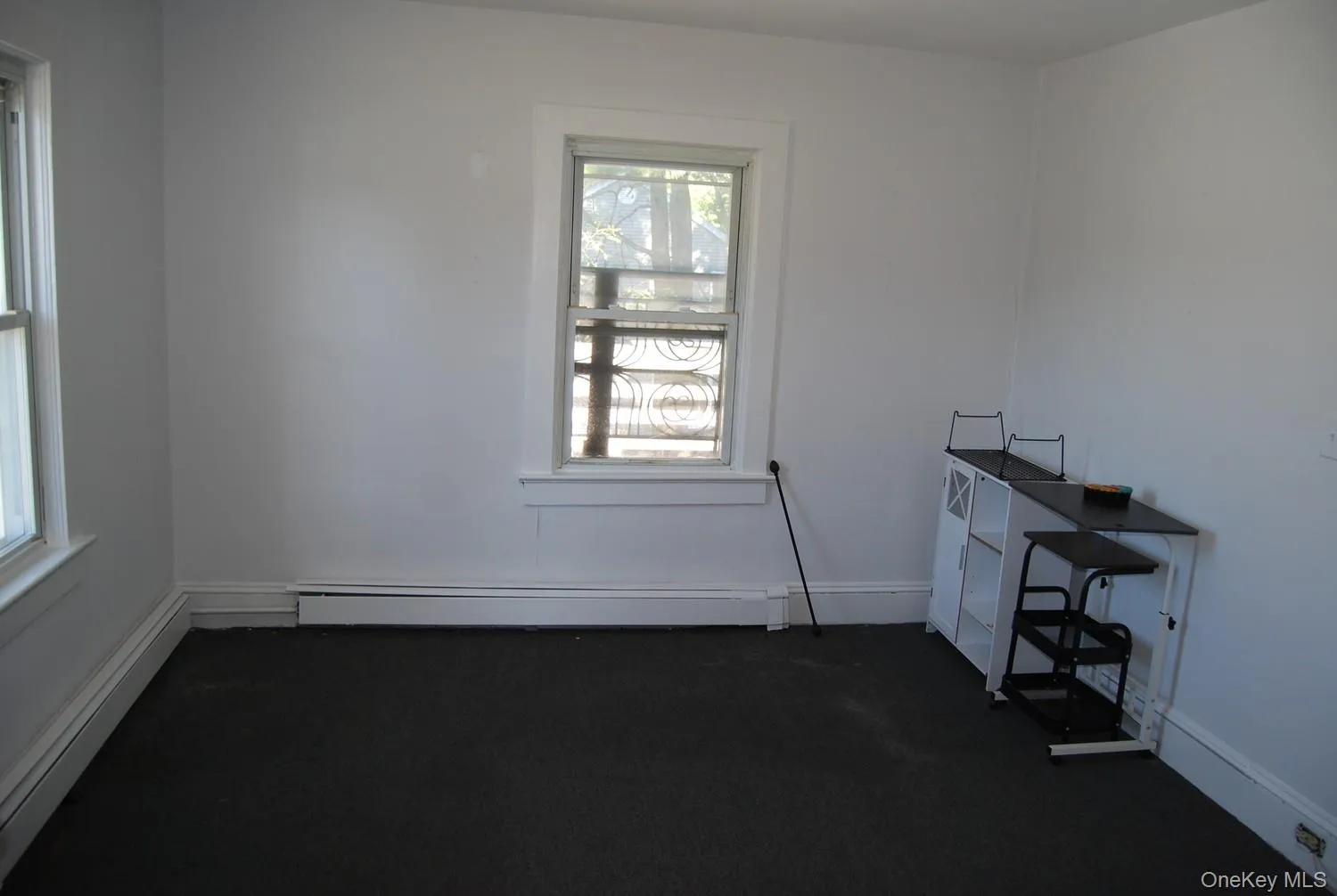 62 Cross Street, Oyster Bay, NY, 1 Bedroom Bedrooms, 3 Room Rooms,1 BathroomBathrooms,Residential Lease,For Rent,Cross,0,1060913 62 Cross Street, Oyster Bay, NY, 1 Bedroom Bedrooms, 3 Room Rooms,1 BathroomBathrooms,Residential Lease,For Rent,Cross,0,1060913