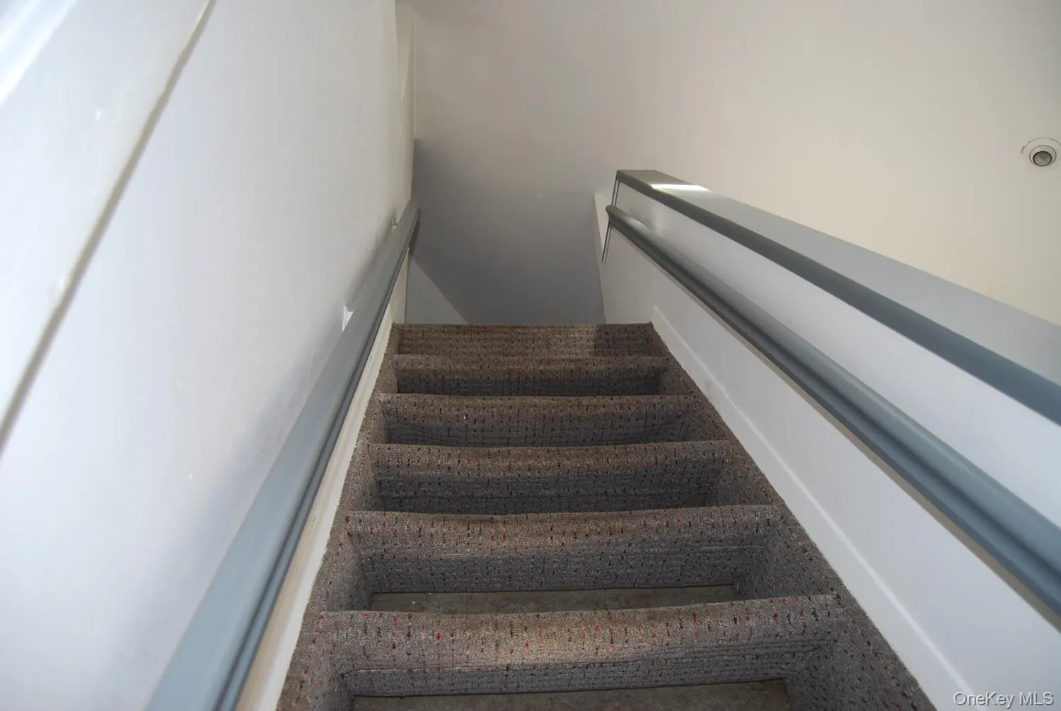 62 Cross Street, Oyster Bay, NY, 1 Bedroom Bedrooms, 3 Room Rooms,1 BathroomBathrooms,Residential Lease,For Rent,Cross,0,1060913 62 Cross Street, Oyster Bay, NY, 1 Bedroom Bedrooms, 3 Room Rooms,1 BathroomBathrooms,Residential Lease,For Rent,Cross,0,1060913