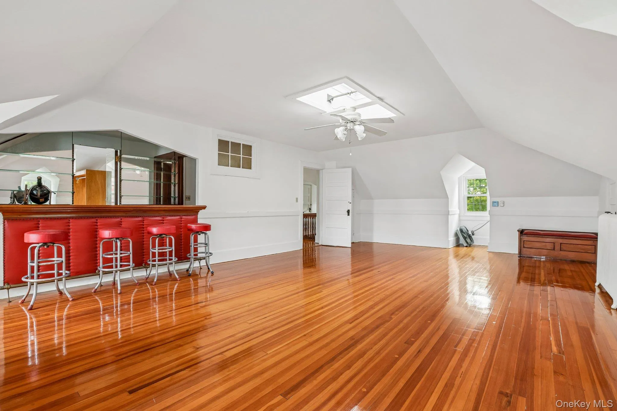 131 Esplanade, Mount Vernon, NY, 6 Bedrooms Bedrooms, 12 Rooms Rooms,5 BathroomsBathrooms,Residential,For Rent,Esplanade,0,1060917 131 Esplanade, Mount Vernon, NY, 6 Bedrooms Bedrooms, 12 Rooms Rooms,5 BathroomsBathrooms,Residential,For Rent,Esplanade,0,1060917