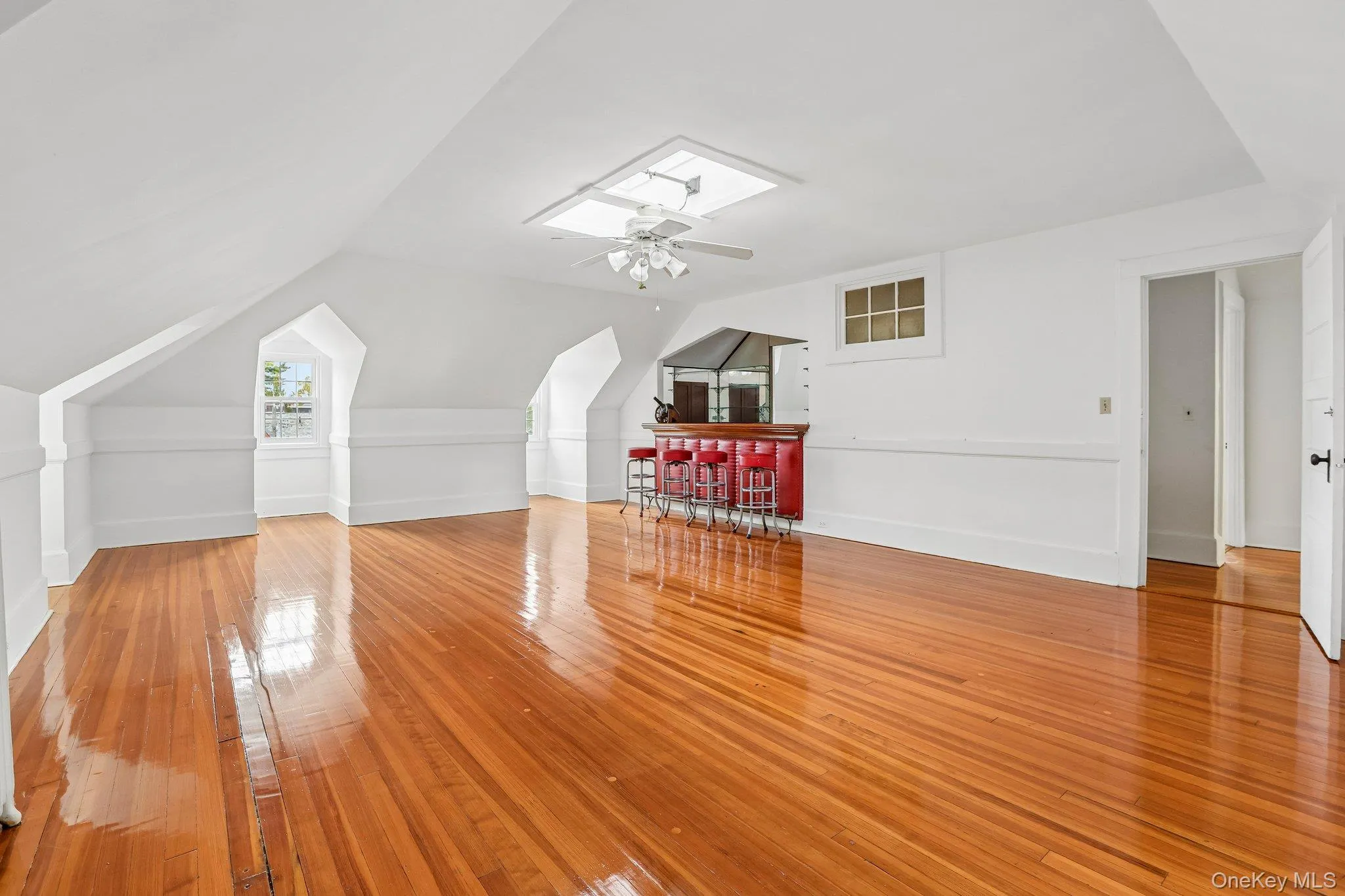 131 Esplanade, Mount Vernon, NY, 6 Bedrooms Bedrooms, 12 Rooms Rooms,5 BathroomsBathrooms,Residential,For Rent,Esplanade,0,1060917 131 Esplanade, Mount Vernon, NY, 6 Bedrooms Bedrooms, 12 Rooms Rooms,5 BathroomsBathrooms,Residential,For Rent,Esplanade,0,1060917