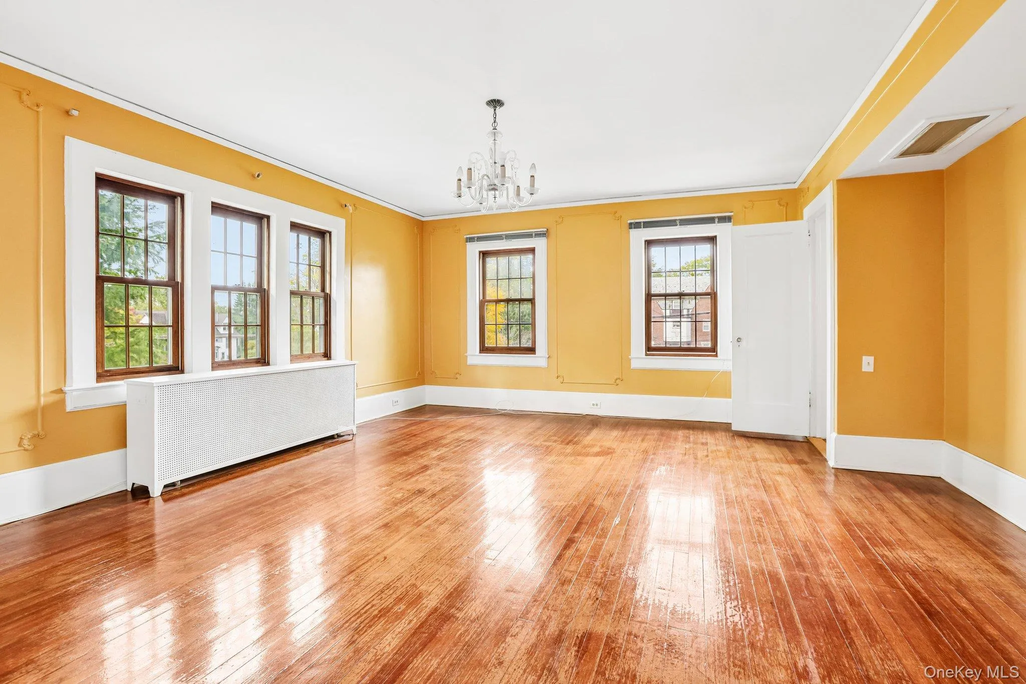 131 Esplanade, Mount Vernon, NY, 6 Bedrooms Bedrooms, 12 Rooms Rooms,5 BathroomsBathrooms,Residential,For Rent,Esplanade,0,1060917 131 Esplanade, Mount Vernon, NY, 6 Bedrooms Bedrooms, 12 Rooms Rooms,5 BathroomsBathrooms,Residential,For Rent,Esplanade,0,1060917