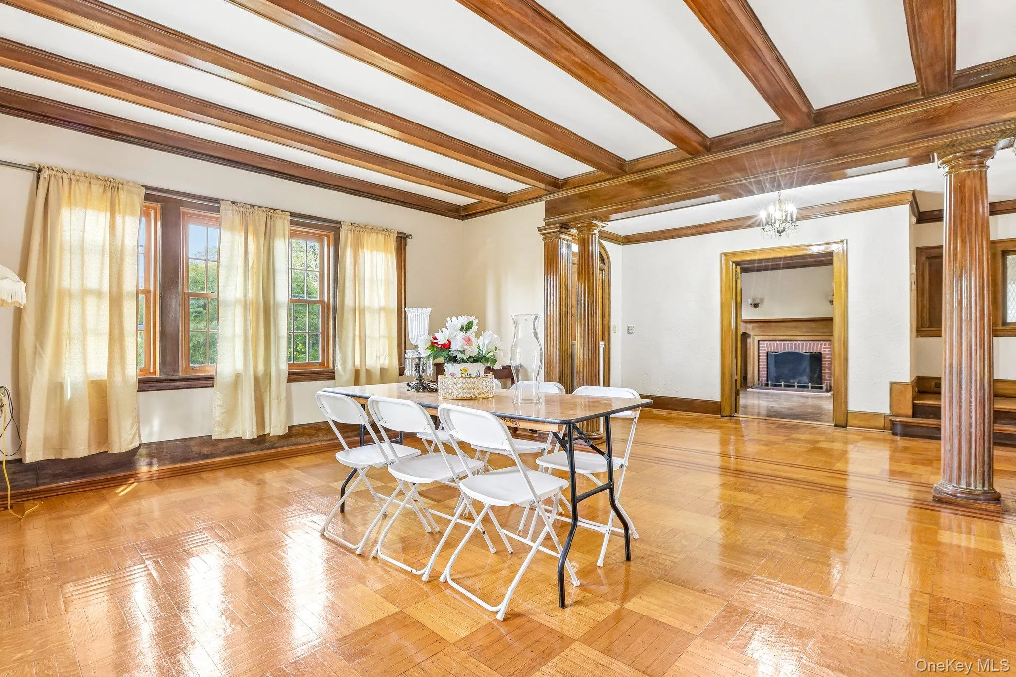 131 Esplanade, Mount Vernon, NY, 6 Bedrooms Bedrooms, 12 Rooms Rooms,5 BathroomsBathrooms,Residential,For Rent,Esplanade,0,1060917 131 Esplanade, Mount Vernon, NY, 6 Bedrooms Bedrooms, 12 Rooms Rooms,5 BathroomsBathrooms,Residential,For Rent,Esplanade,0,1060917