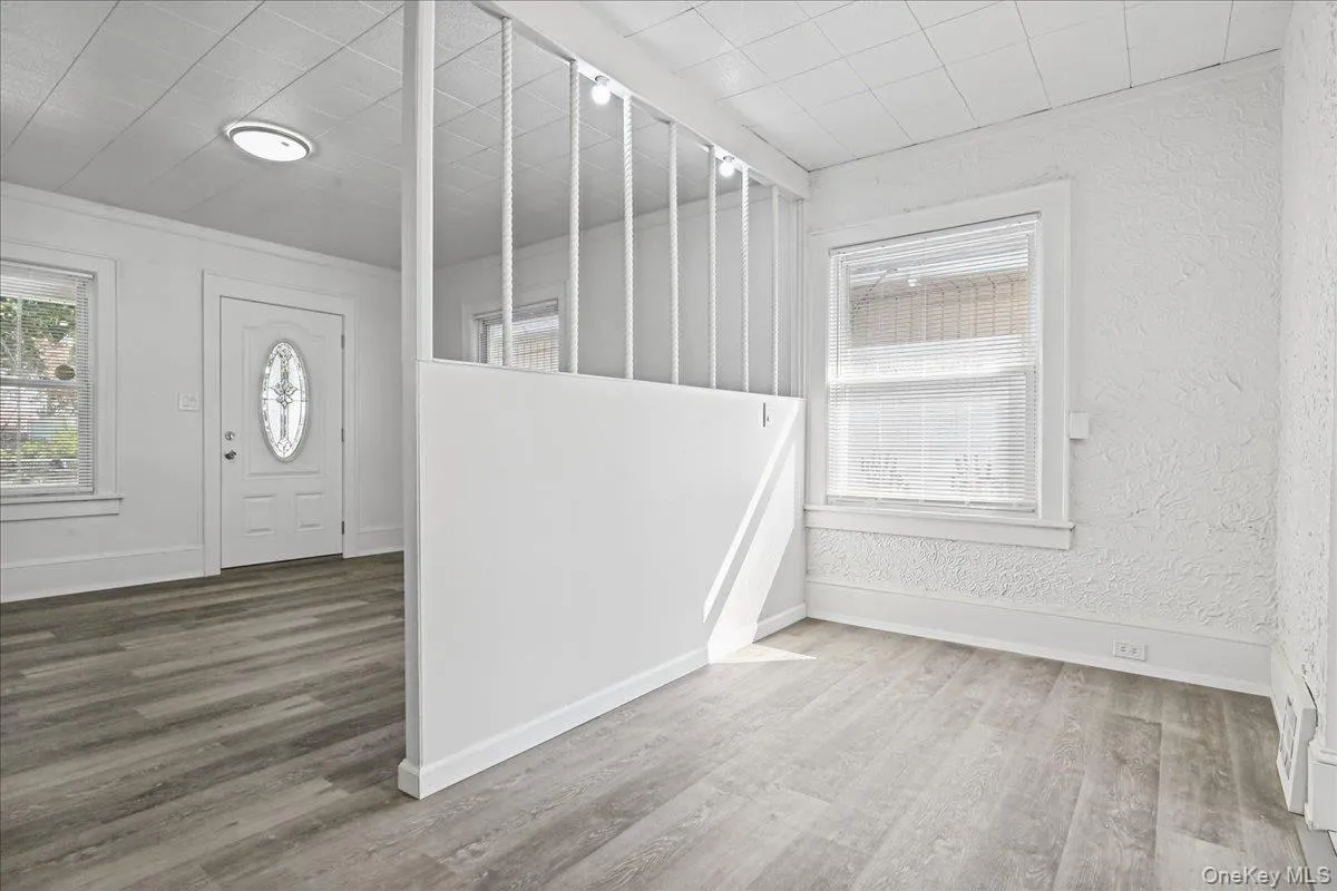 179-12 145th Road, New York, NY, 3 Bedrooms Bedrooms, 6 Rooms Rooms,2 BathroomsBathrooms,Residential,For Rent,145th,0,1060928 179-12 145th Road, New York, NY, 3 Bedrooms Bedrooms, 6 Rooms Rooms,2 BathroomsBathrooms,Residential,For Rent,145th,0,1060928