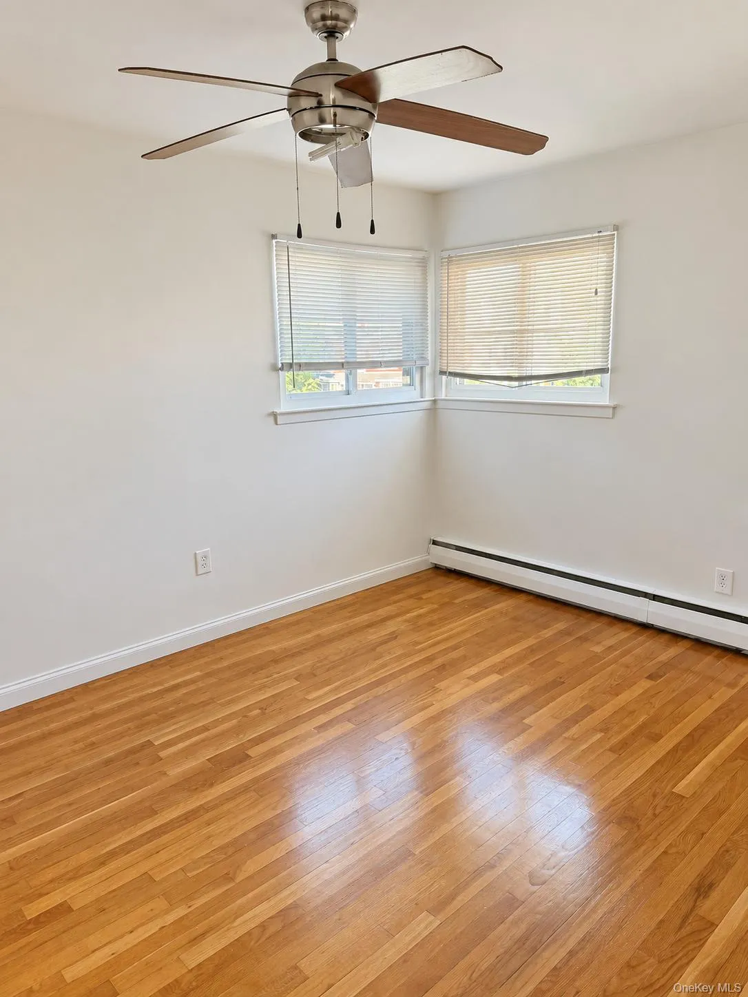 94 Union Avenue, Babylon, NY, 3 Bedroom Bedrooms, 5 Room Rooms,2 BathroomBathrooms,Residential Lease,For Rent,Union,0,1060940 94 Union Avenue, Babylon, NY, 3 Bedroom Bedrooms, 5 Room Rooms,2 BathroomBathrooms,Residential Lease,For Rent,Union,0,1060940