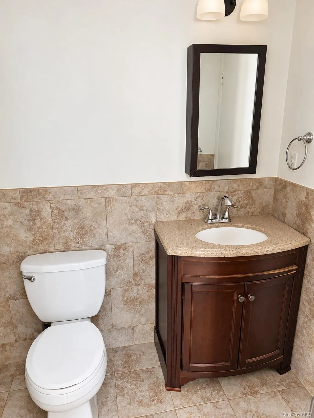 94 Union Avenue, Babylon, NY, 3 Bedroom Bedrooms, 5 Room Rooms,2 BathroomBathrooms,Residential Lease,For Rent,Union,0,1060940 94 Union Avenue, Babylon, NY, 3 Bedroom Bedrooms, 5 Room Rooms,2 BathroomBathrooms,Residential Lease,For Rent,Union,0,1060940