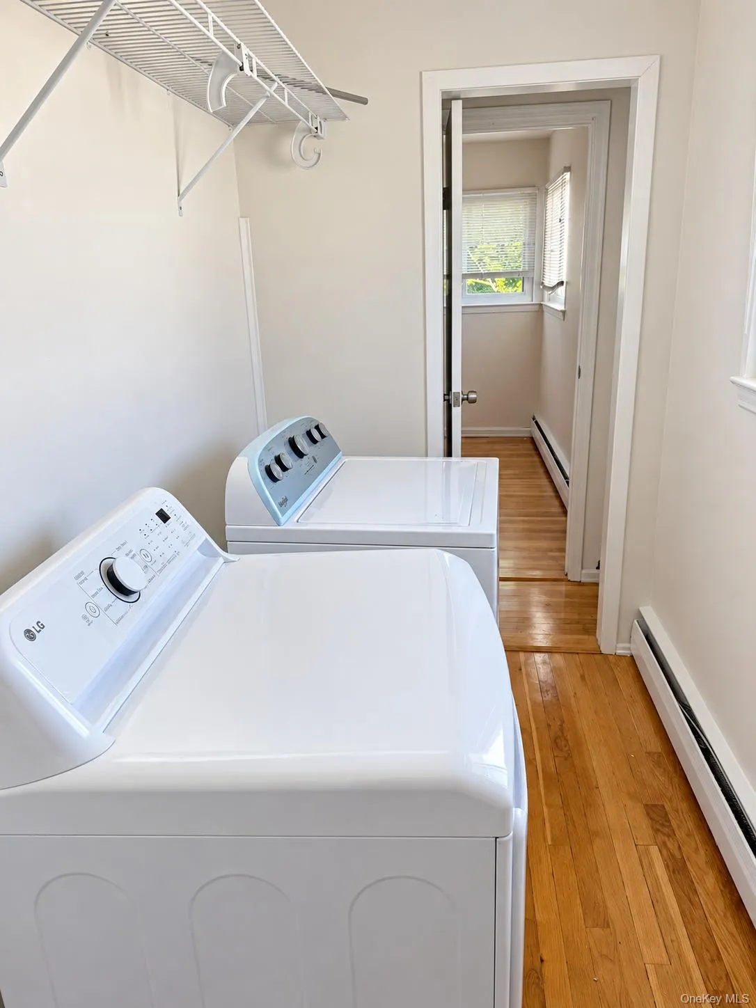 94 Union Avenue, Babylon, NY, 3 Bedroom Bedrooms, 5 Room Rooms,2 BathroomBathrooms,Residential Lease,For Rent,Union,0,1060940 94 Union Avenue, Babylon, NY, 3 Bedroom Bedrooms, 5 Room Rooms,2 BathroomBathrooms,Residential Lease,For Rent,Union,0,1060940