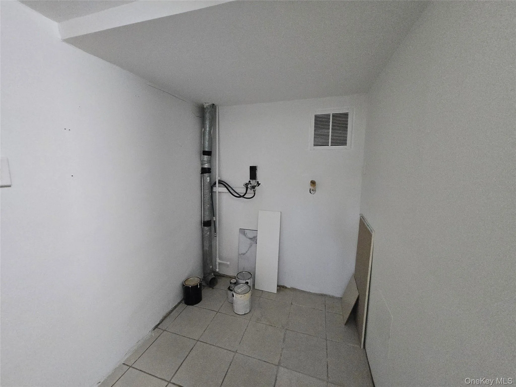 21 Fair Avenue, Wallkill, NY, 2 Bedrooms Bedrooms, 5 Rooms Rooms,2 BathroomsBathrooms,Residential,For Rent,Fair,0,1060943 21 Fair Avenue, Wallkill, NY, 2 Bedrooms Bedrooms, 5 Rooms Rooms,2 BathroomsBathrooms,Residential,For Rent,Fair,0,1060943