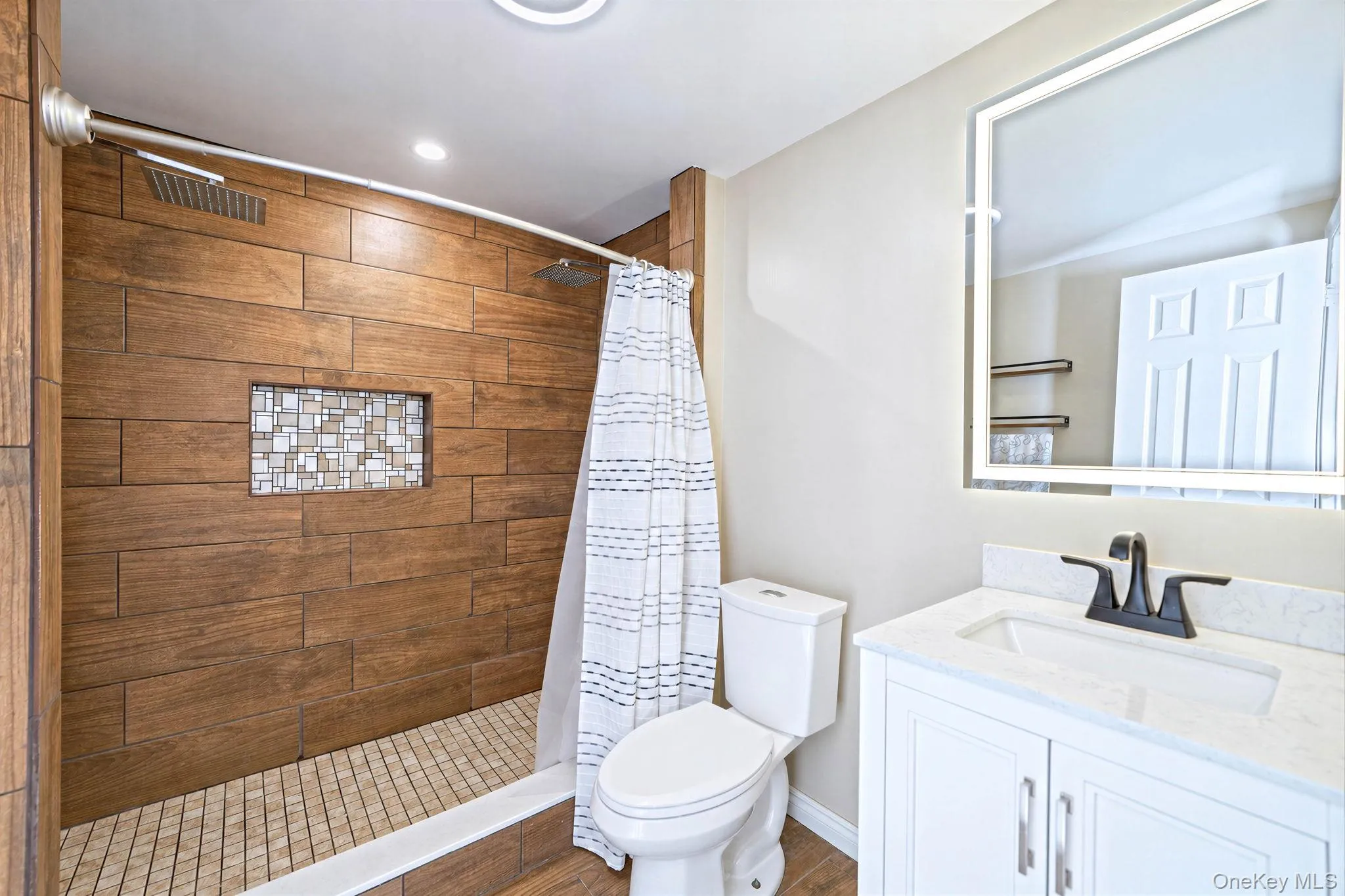 60 Evergreen Drive, Brookhaven, NY, 3 Bedrooms Bedrooms, 8 Rooms Rooms,1 BathroomBathrooms,Residential,For Rent,Evergreen,0,1060946 60 Evergreen Drive, Brookhaven, NY, 3 Bedrooms Bedrooms, 8 Rooms Rooms,1 BathroomBathrooms,Residential,For Rent,Evergreen,0,1060946