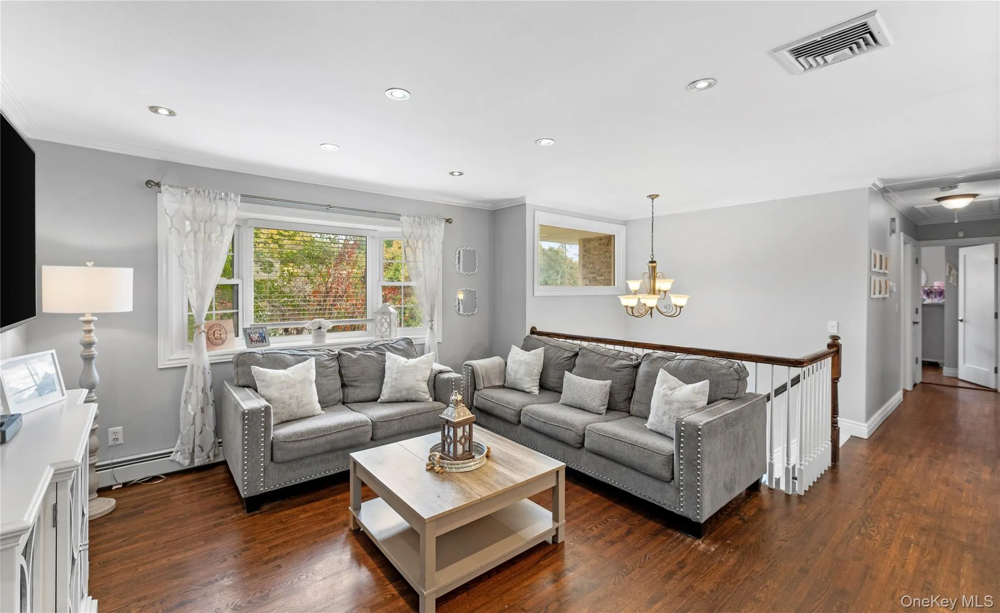 34 East Street, Clarkstown, NY, 4 Bedrooms Bedrooms, 9 Rooms Rooms,2 BathroomsBathrooms,Residential,For Rent,East,0,1060947 34 East Street, Clarkstown, NY, 4 Bedrooms Bedrooms, 9 Rooms Rooms,2 BathroomsBathrooms,Residential,For Rent,East,0,1060947