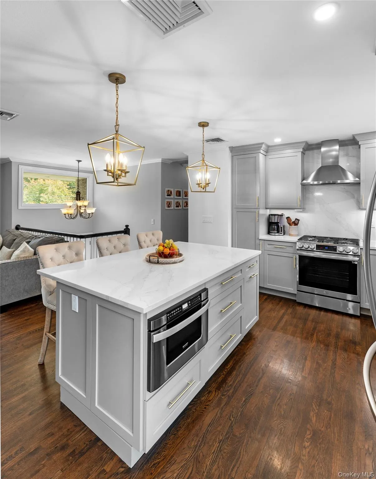 34 East Street, Clarkstown, NY, 4 Bedrooms Bedrooms, 9 Rooms Rooms,2 BathroomsBathrooms,Residential,For Rent,East,0,1060947 34 East Street, Clarkstown, NY, 4 Bedrooms Bedrooms, 9 Rooms Rooms,2 BathroomsBathrooms,Residential,For Rent,East,0,1060947