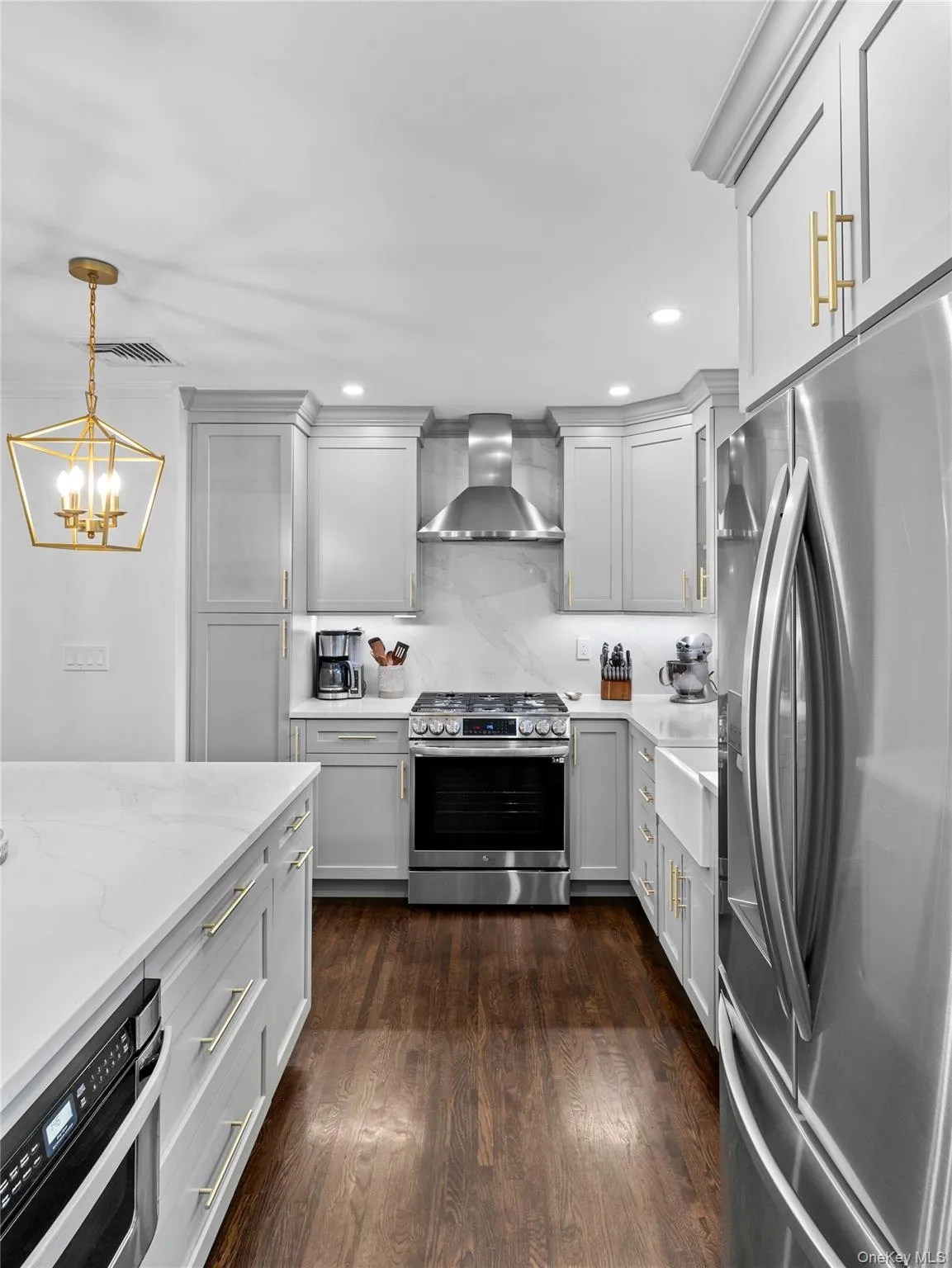 34 East Street, Clarkstown, NY, 4 Bedrooms Bedrooms, 9 Rooms Rooms,2 BathroomsBathrooms,Residential,For Rent,East,0,1060947 34 East Street, Clarkstown, NY, 4 Bedrooms Bedrooms, 9 Rooms Rooms,2 BathroomsBathrooms,Residential,For Rent,East,0,1060947
