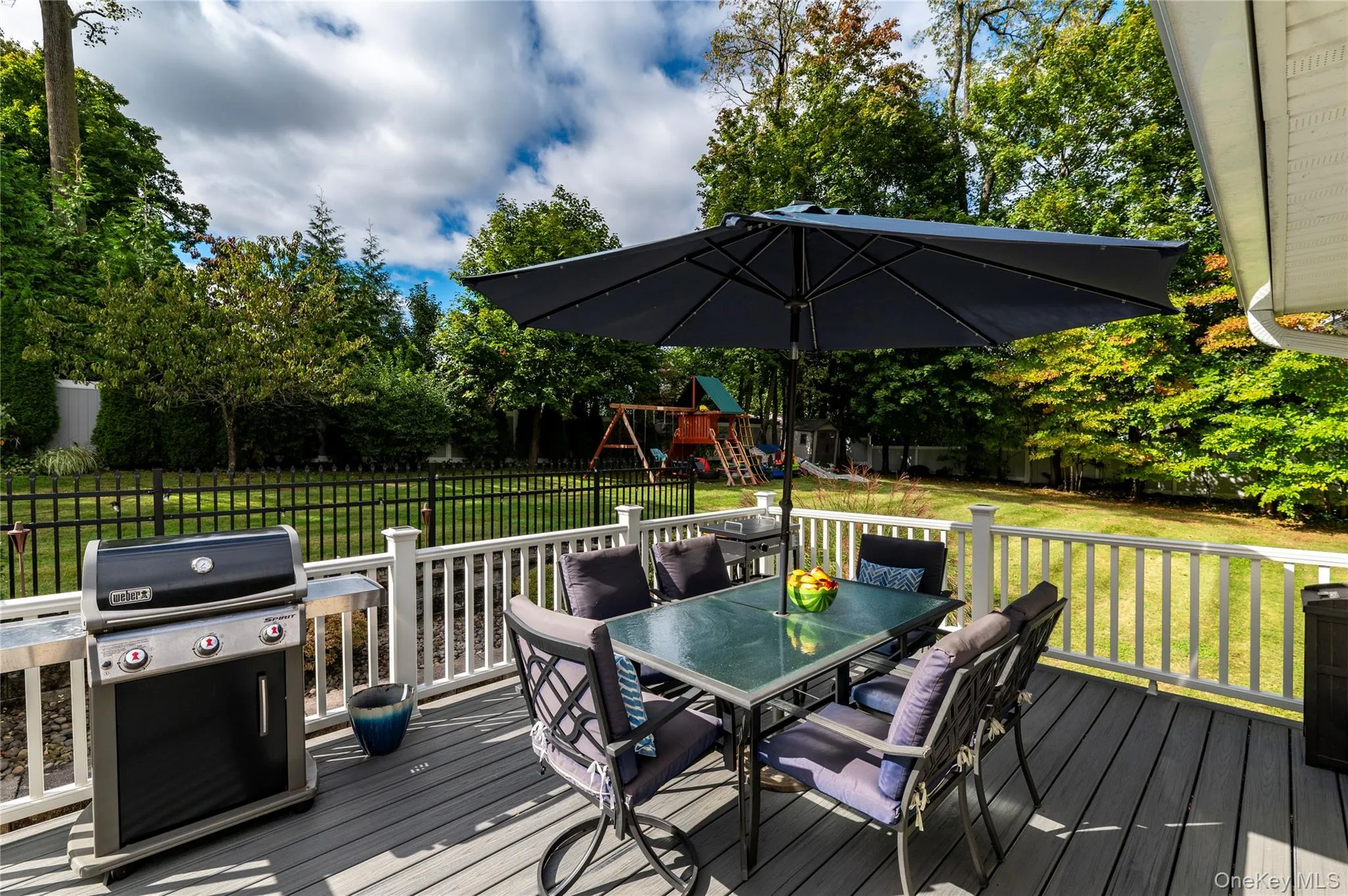 34 East Street, Clarkstown, NY, 4 Bedrooms Bedrooms, 9 Rooms Rooms,2 BathroomsBathrooms,Residential,For Rent,East,0,1060947 34 East Street, Clarkstown, NY, 4 Bedrooms Bedrooms, 9 Rooms Rooms,2 BathroomsBathrooms,Residential,For Rent,East,0,1060947