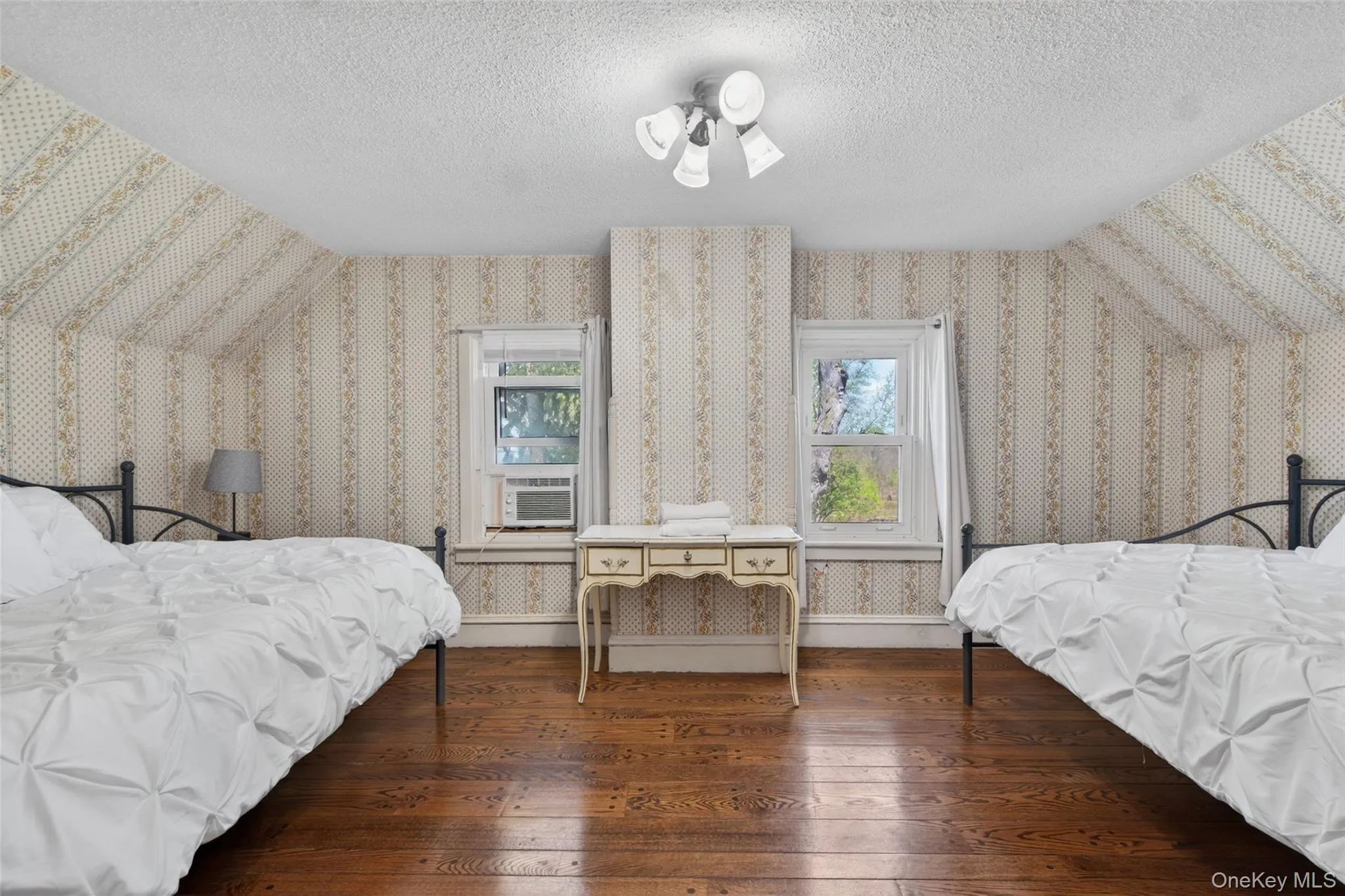 19 High Street, Chester Town, NY, 7 Bedrooms Bedrooms, 14 Rooms Rooms,4 BathroomsBathrooms,Residential Lease,For Rent,High,0,1060955 19 High Street, Chester Town, NY, 7 Bedrooms Bedrooms, 14 Rooms Rooms,4 BathroomsBathrooms,Residential Lease,For Rent,High,0,1060955